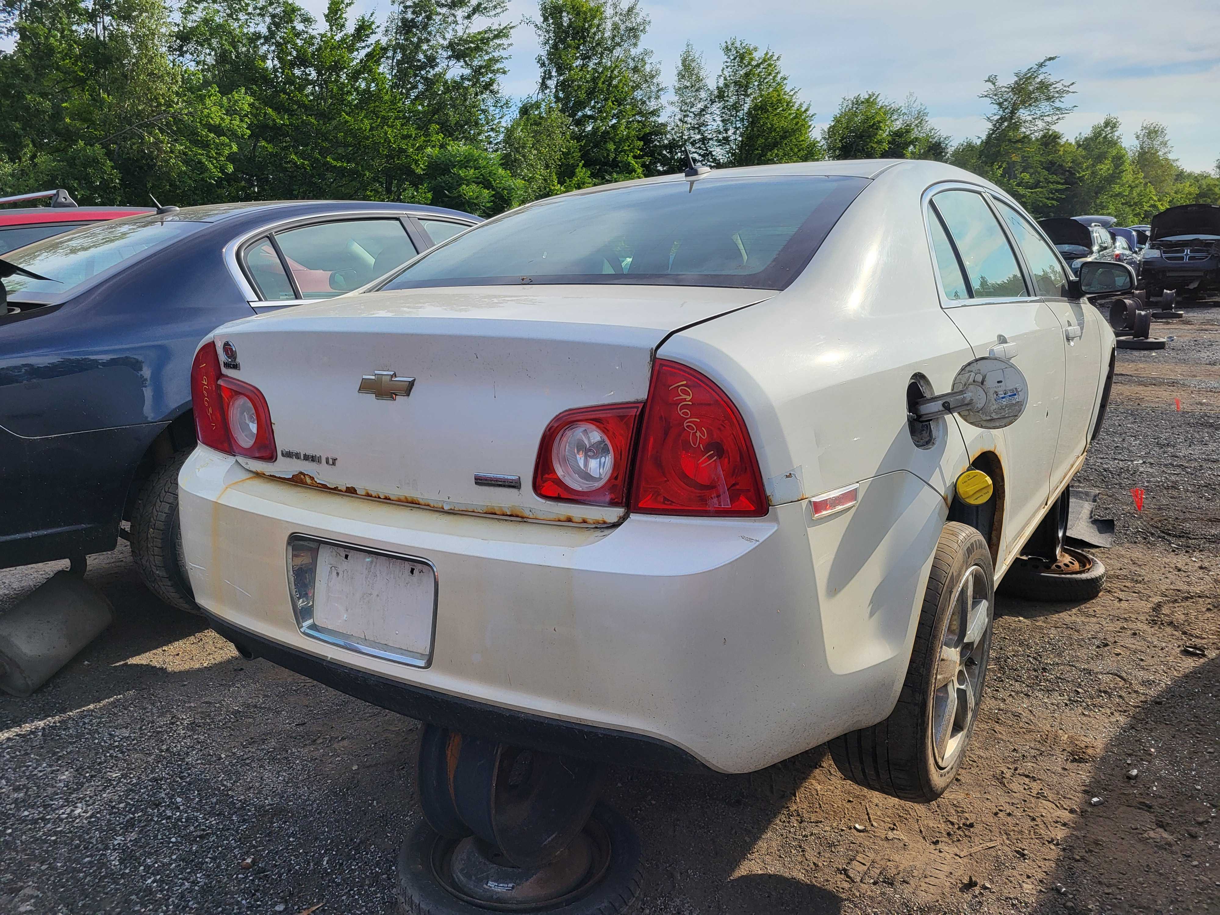CHEVROLET MALIBU 2011