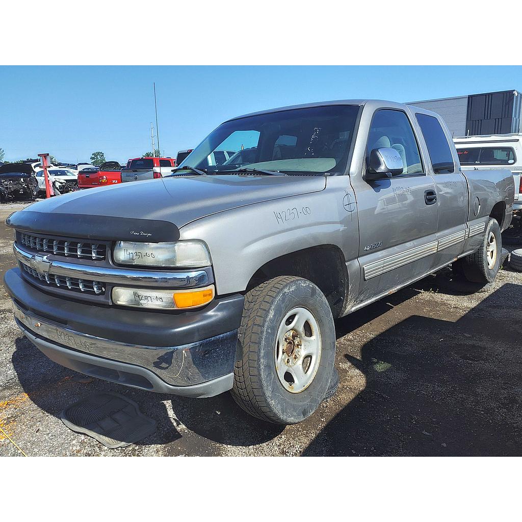 CHEVROLET SILVERADO 1500 2000