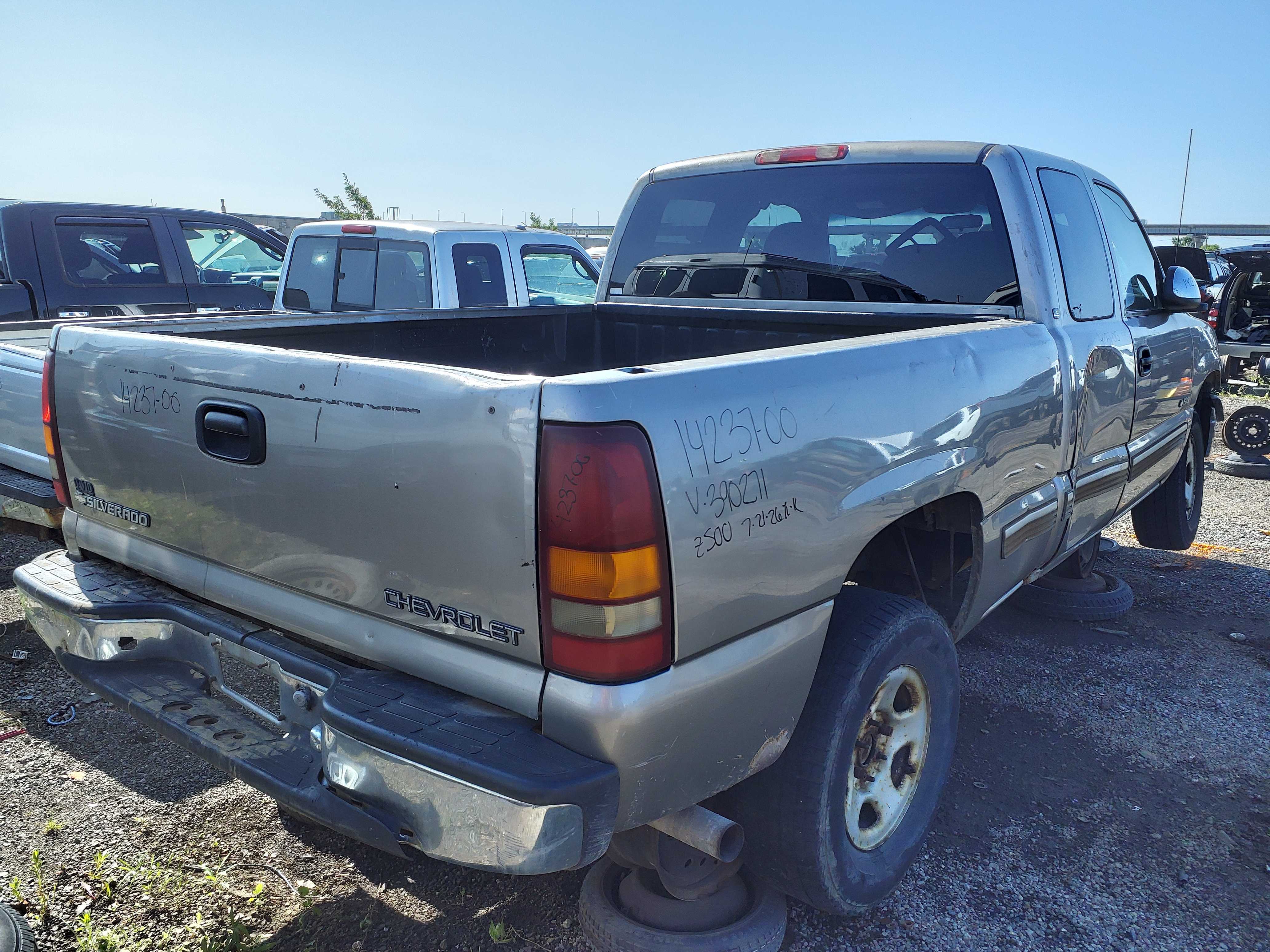 CHEVROLET SILVERADO 1500 2000
