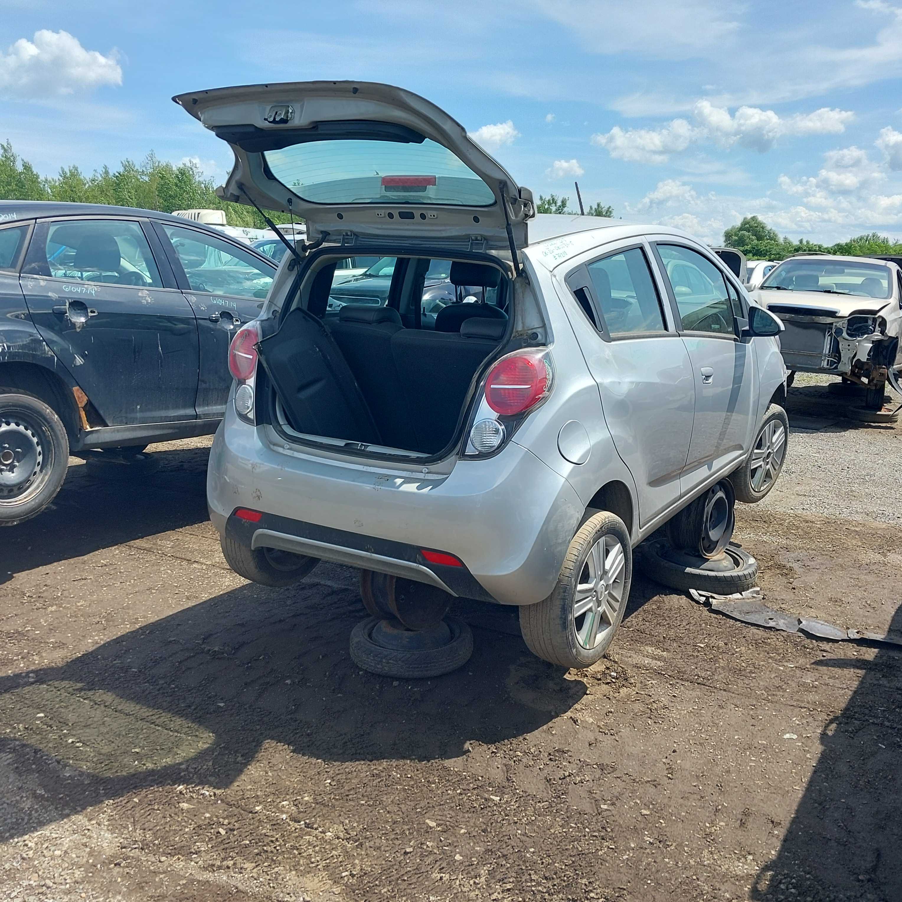 CHEVROLET SPARK 2015