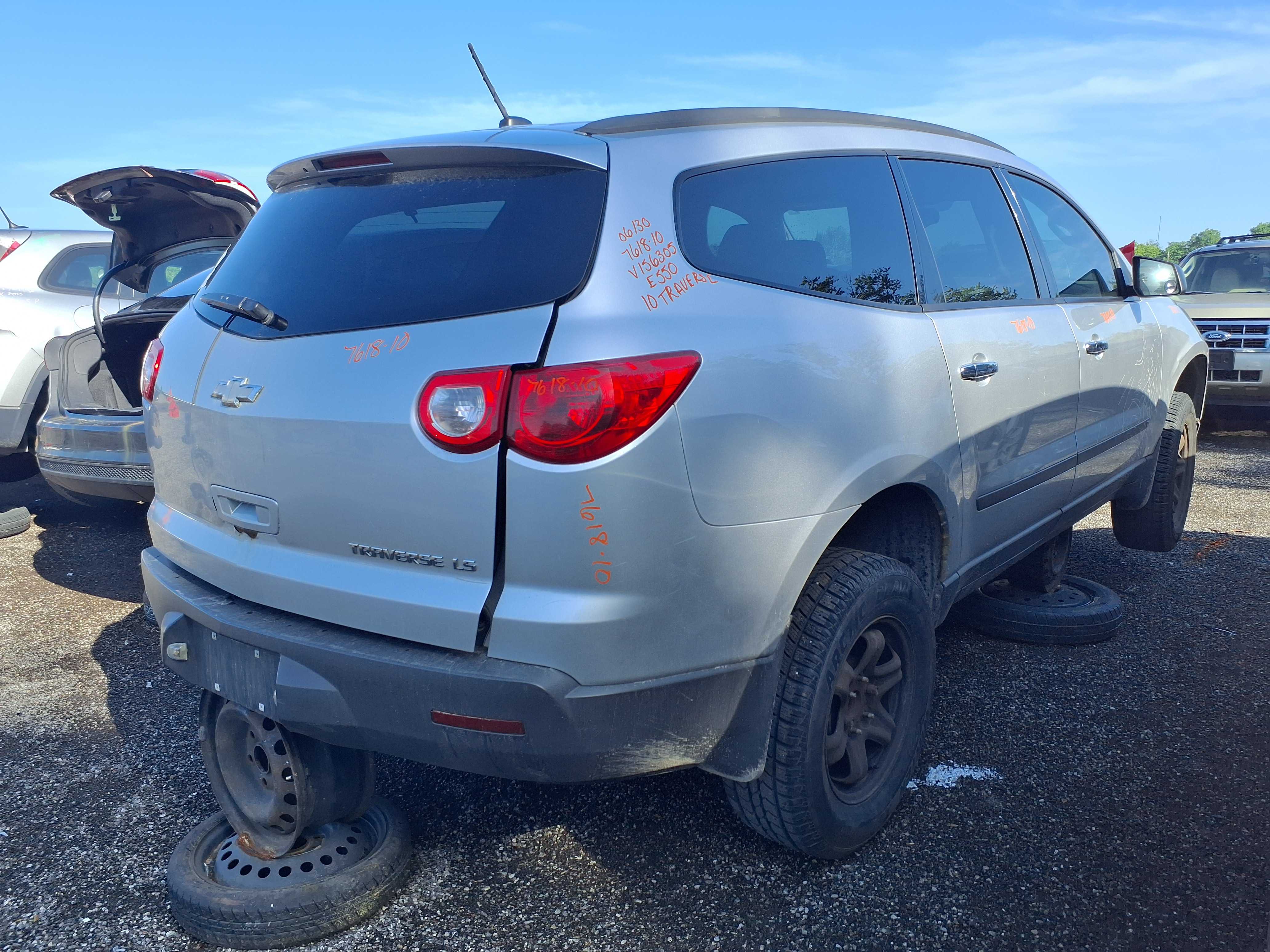 CHEVROLET TRAVERSE 2010
