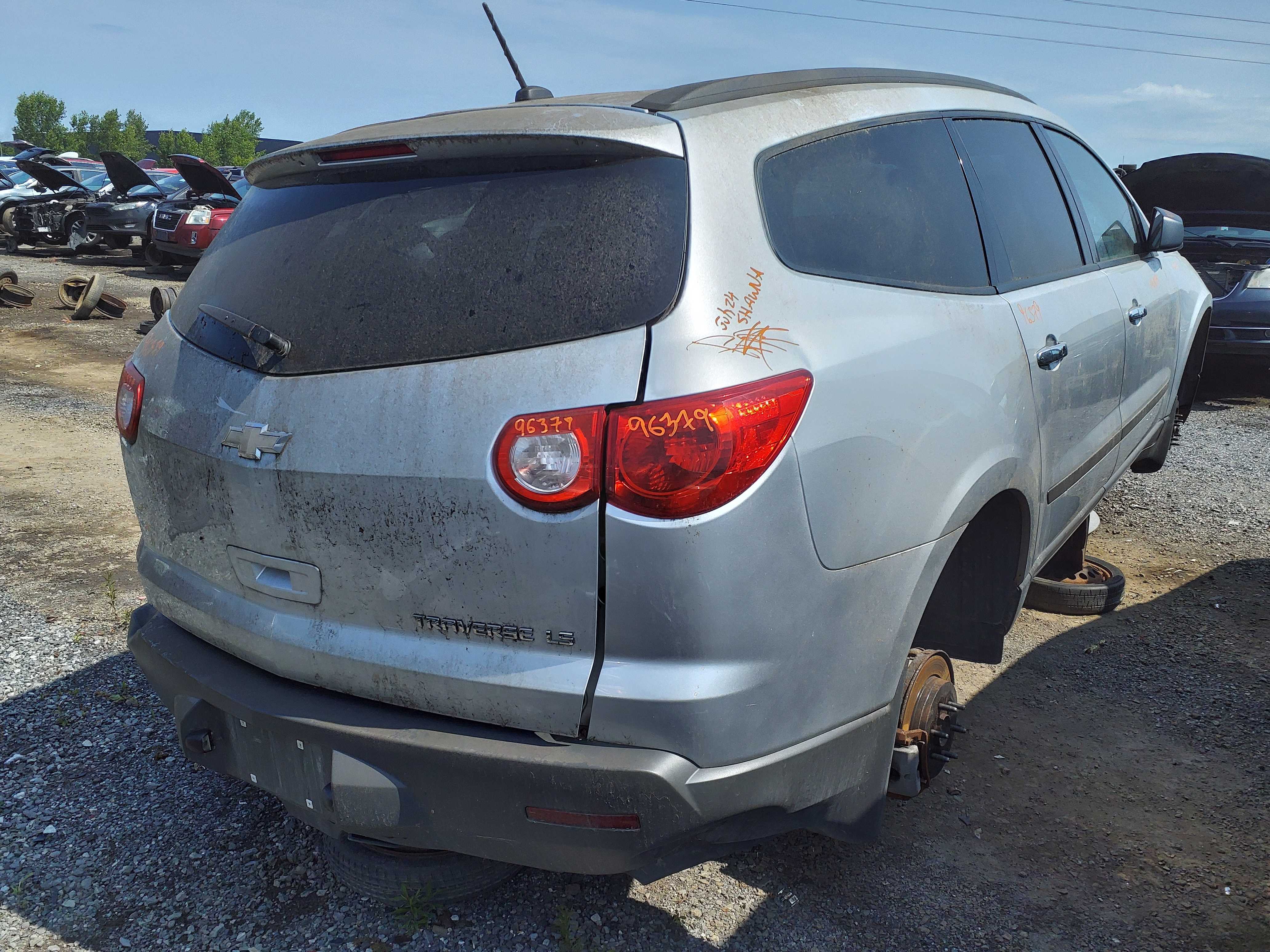 CHEVROLET TRAVERSE 2010