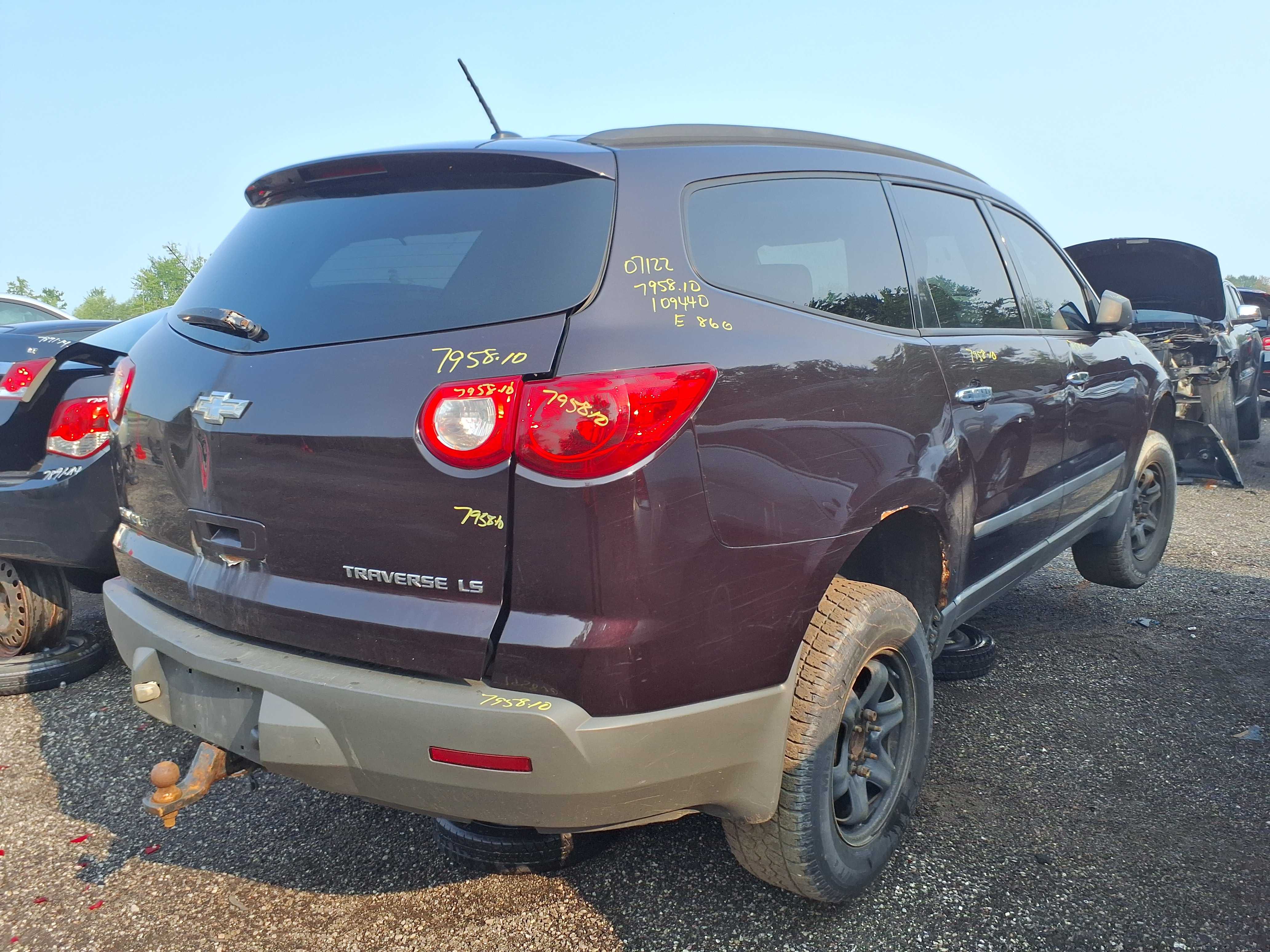 CHEVROLET TRAVERSE 2010