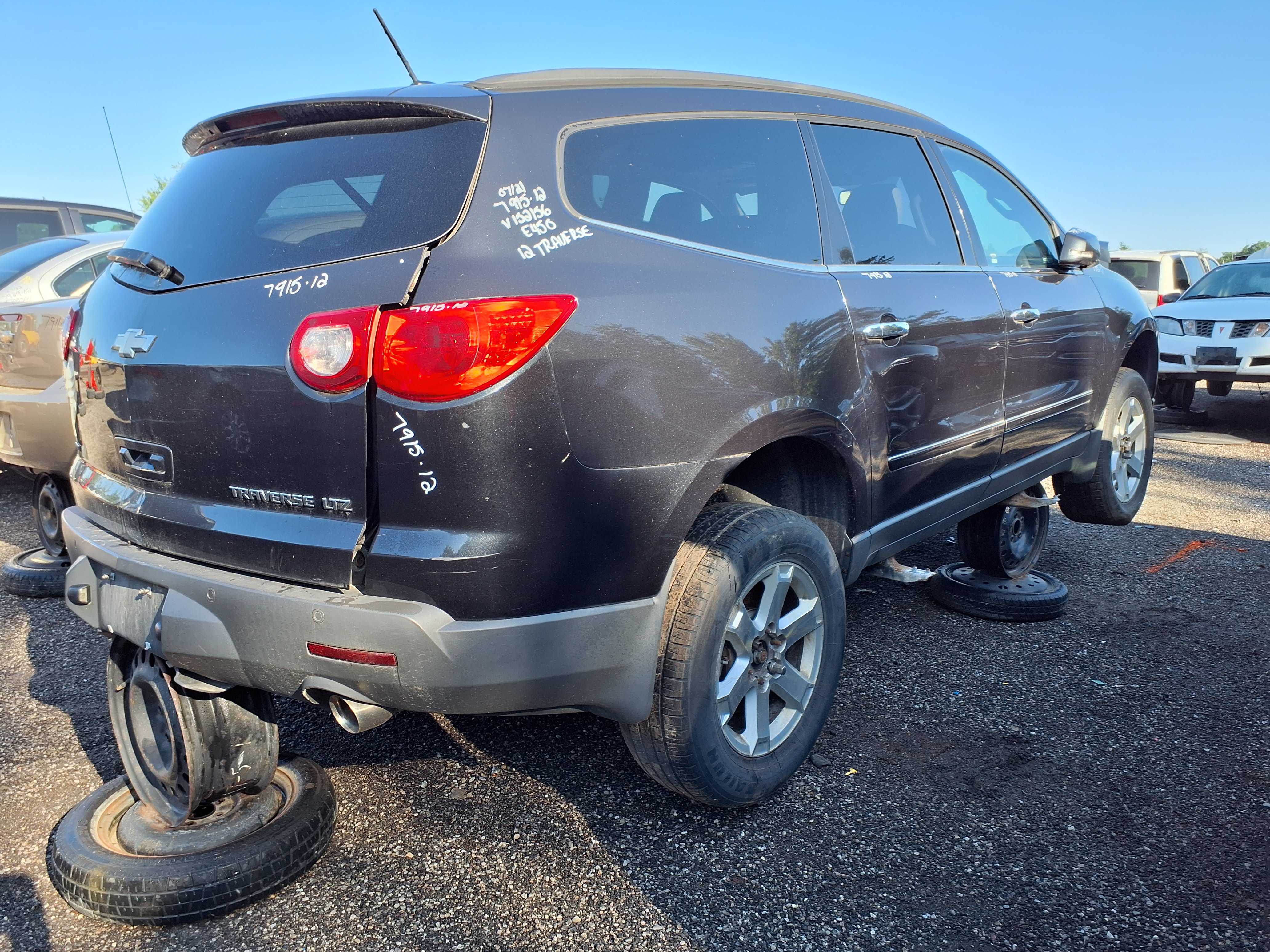 CHEVROLET TRAVERSE 2012