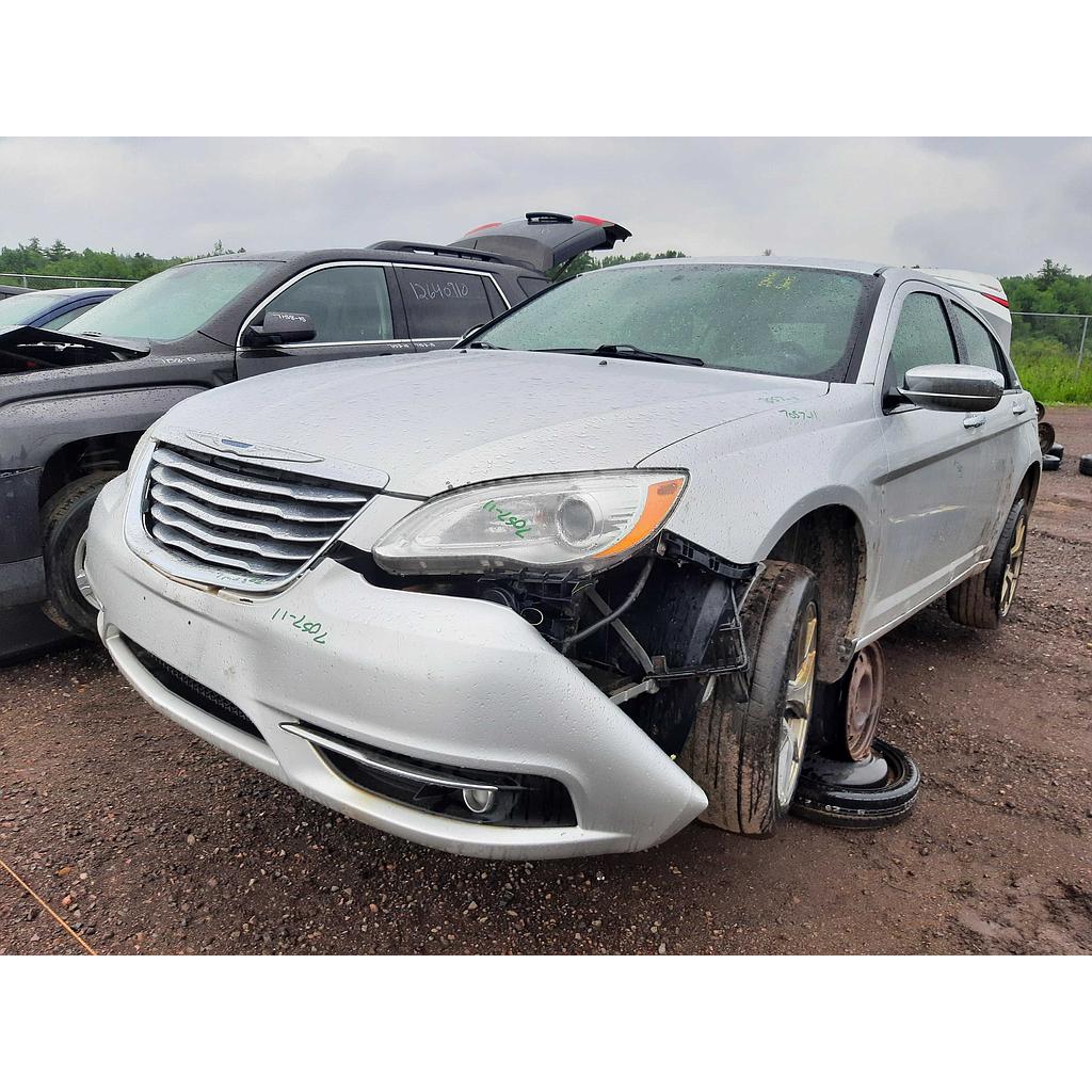 CHRYSLER 200 2011