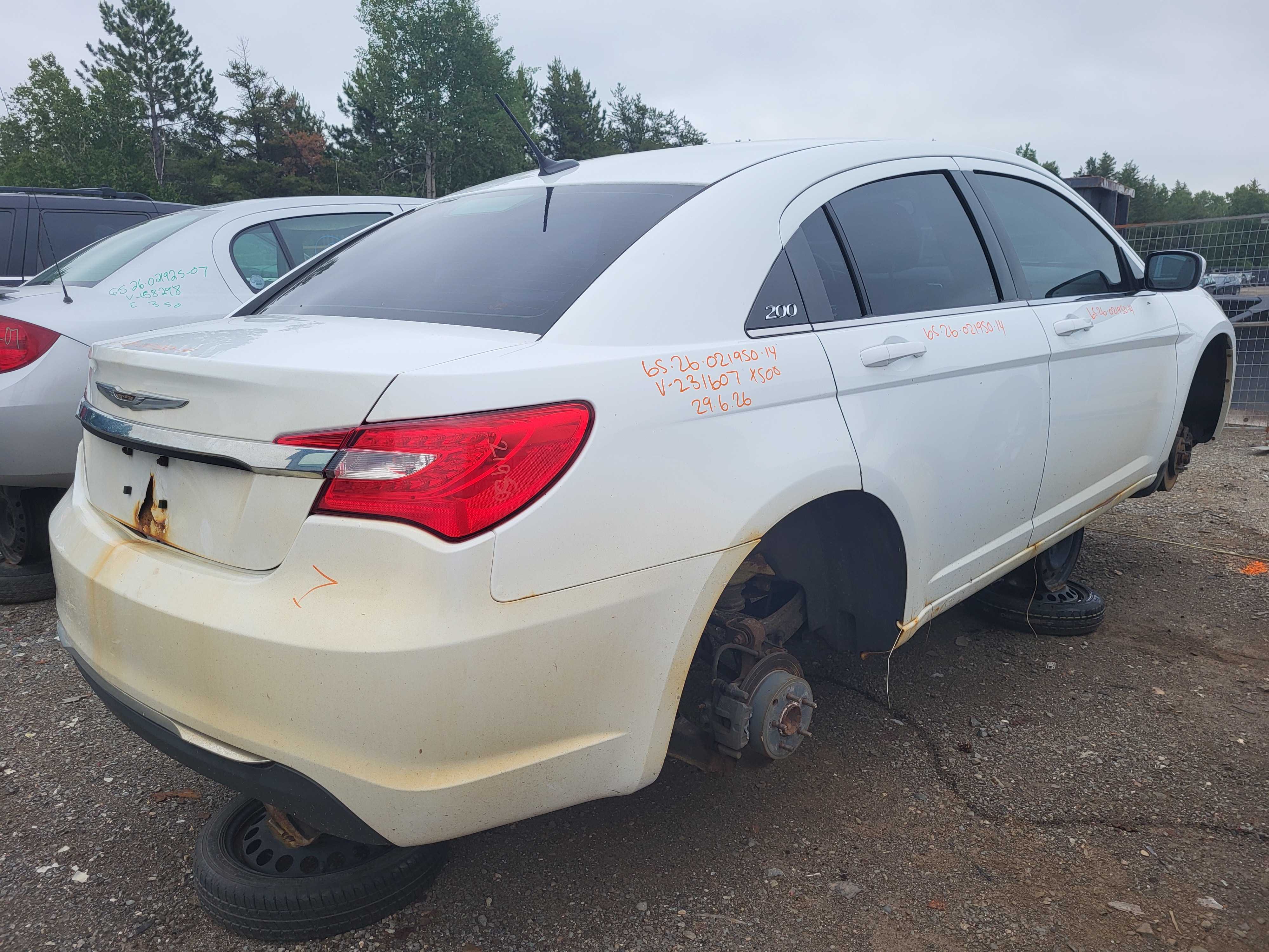 CHRYSLER 200 2014