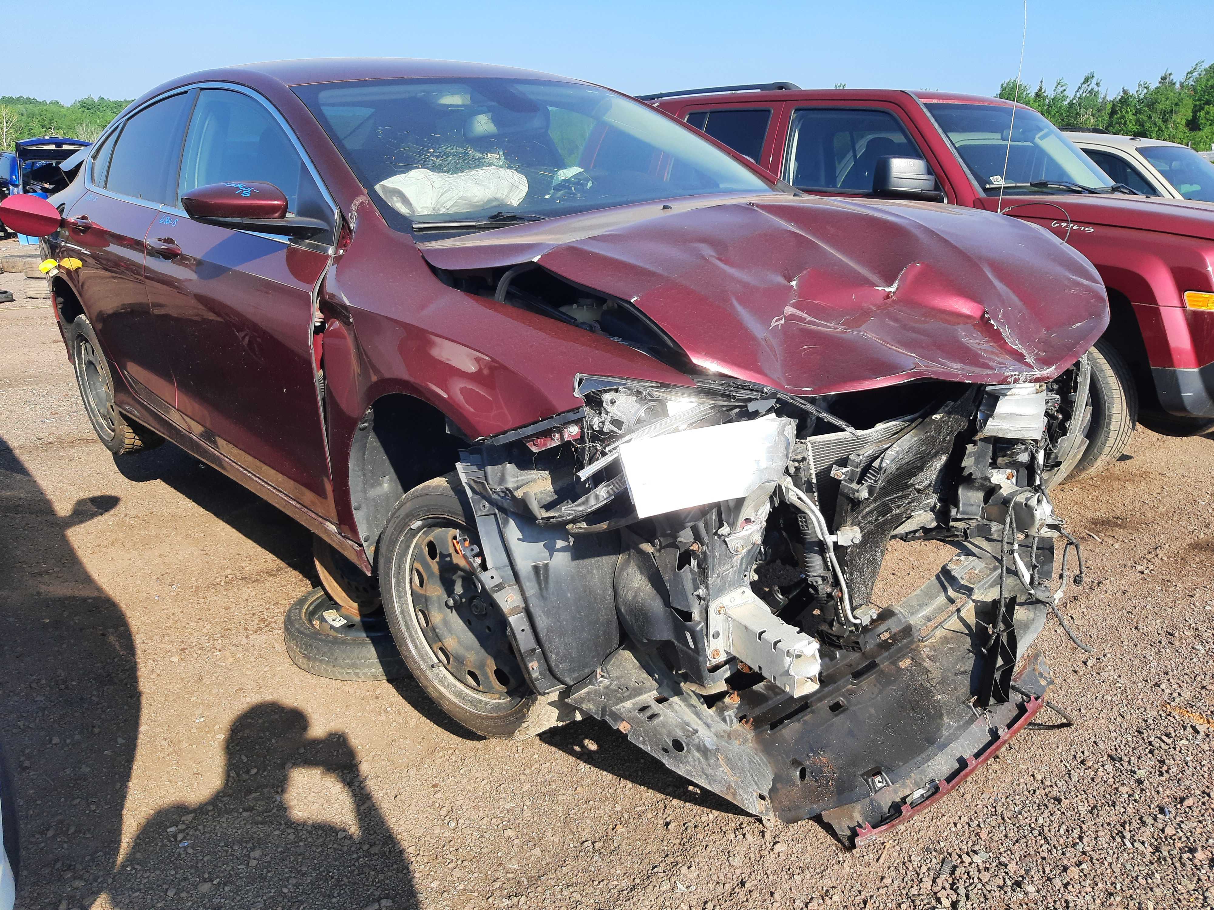CHRYSLER 200 2015