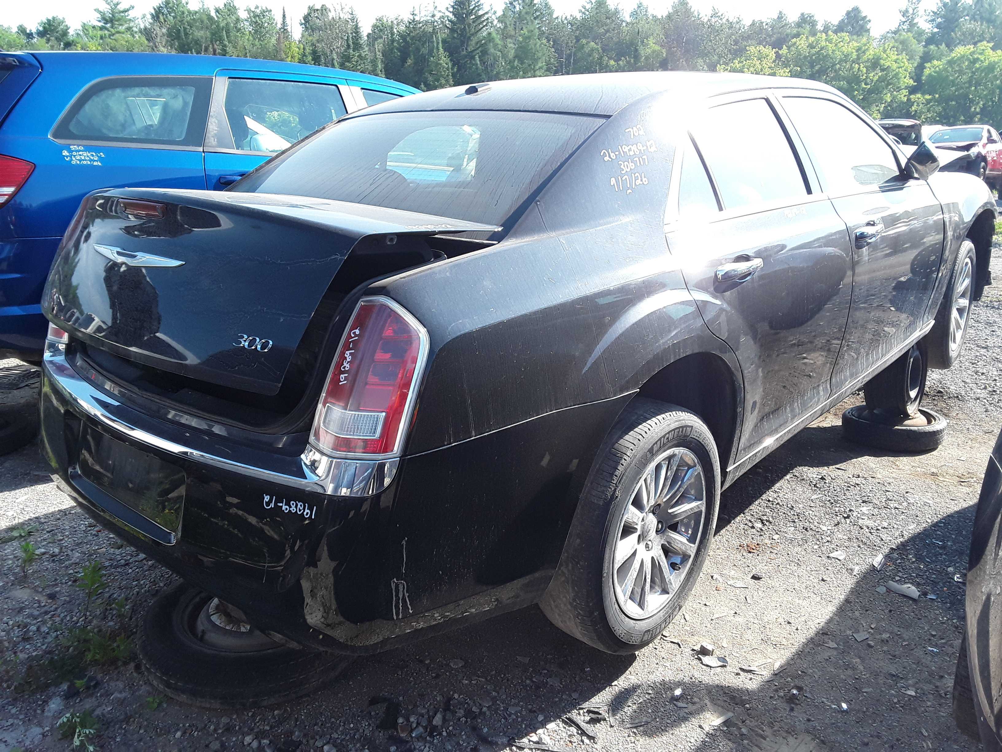 CHRYSLER 300 2012