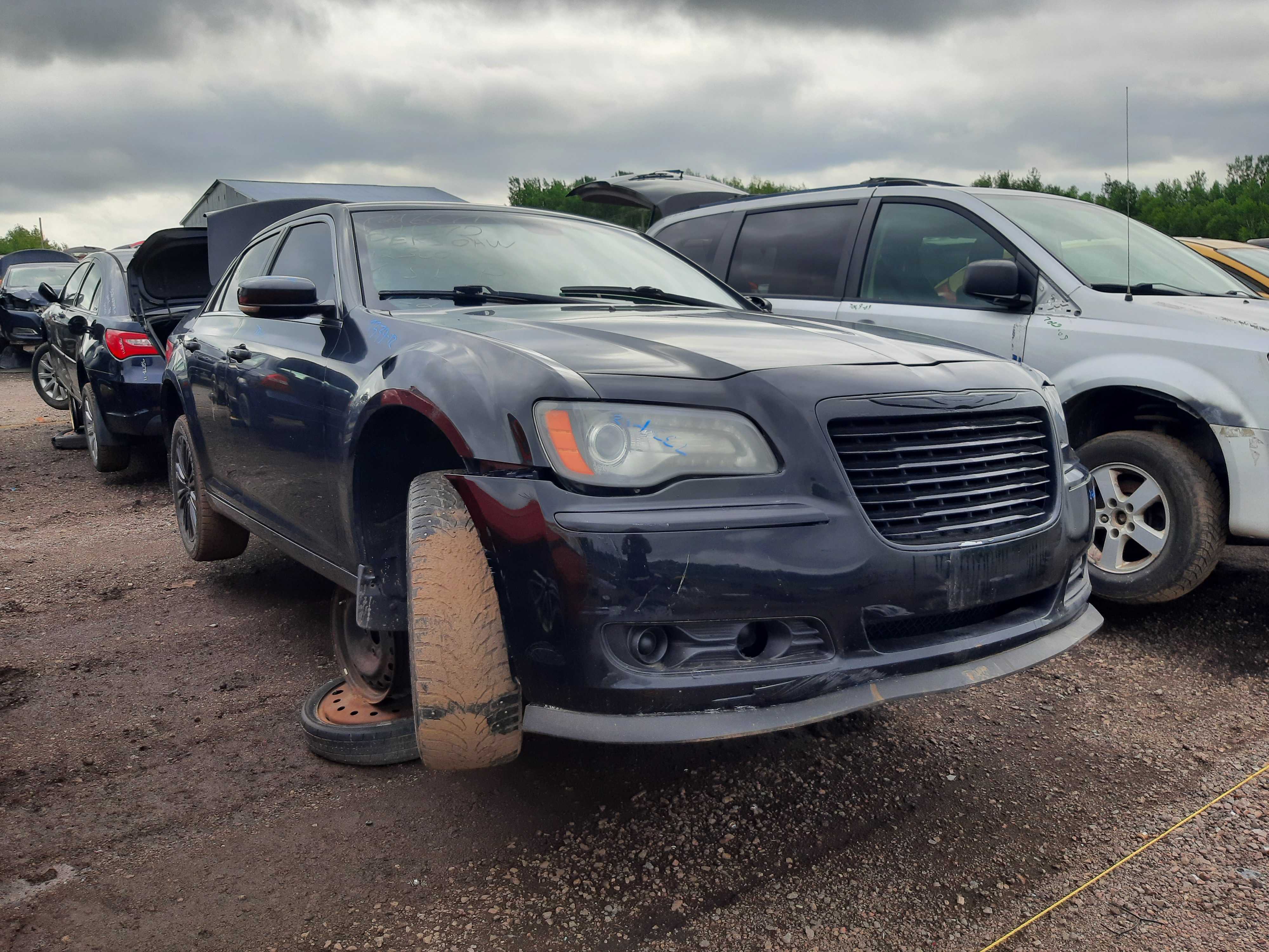 CHRYSLER 300 2012
