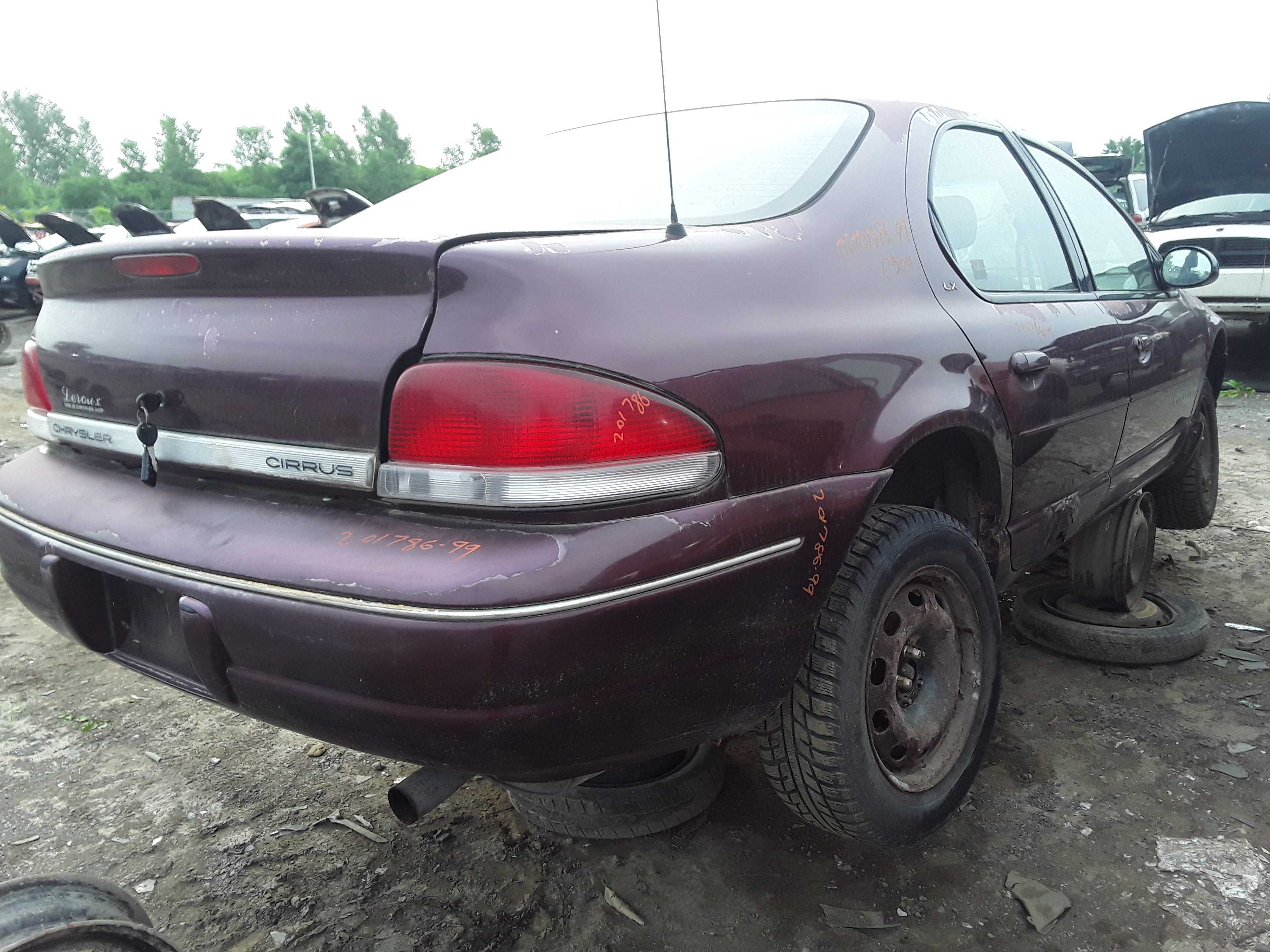 CHRYSLER CIRRUS 1999