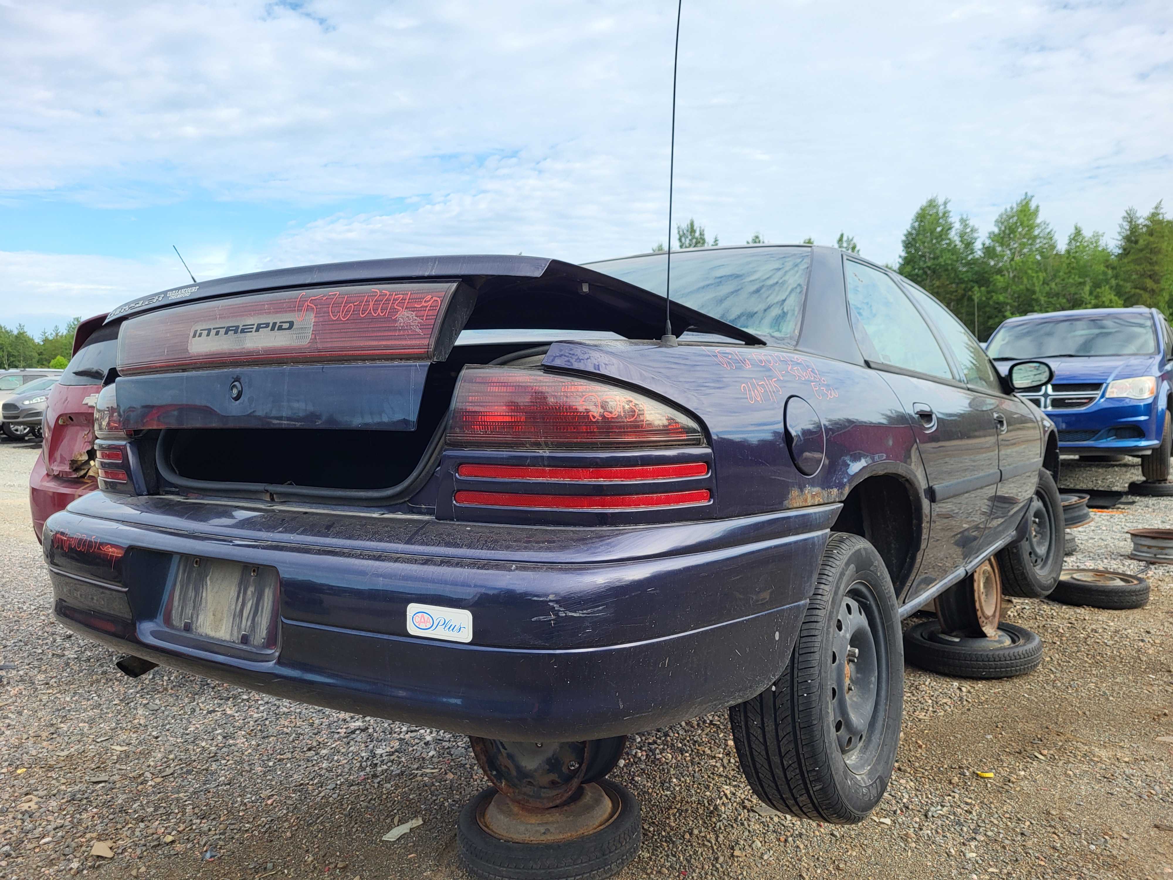 CHRYSLER INTREPID 1997