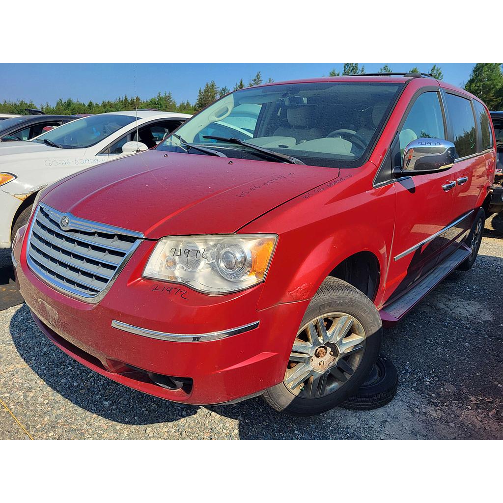 CHRYSLER TOWN &amp; COUNTRY 2010