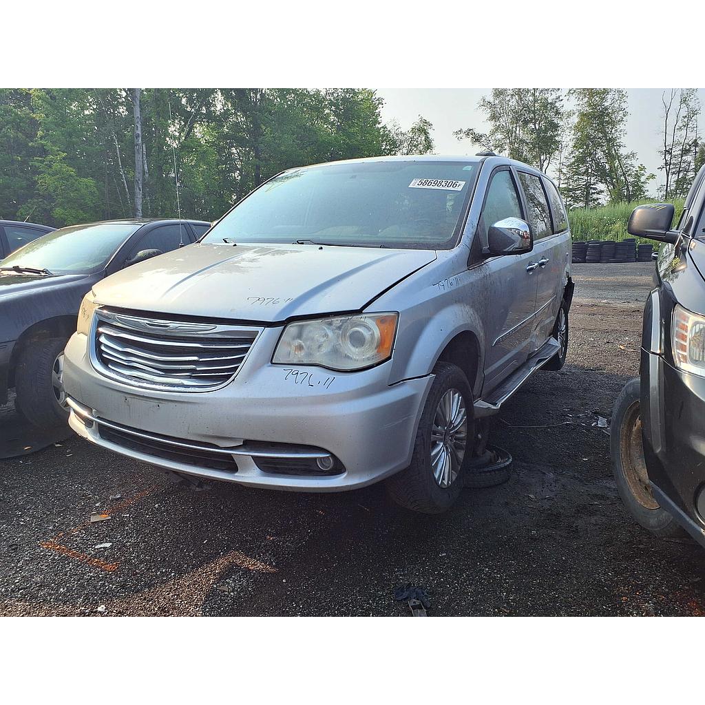 CHRYSLER TOWN &amp; COUNTRY 2011