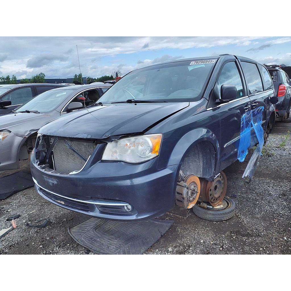 CHRYSLER TOWN &amp; COUNTRY 2014