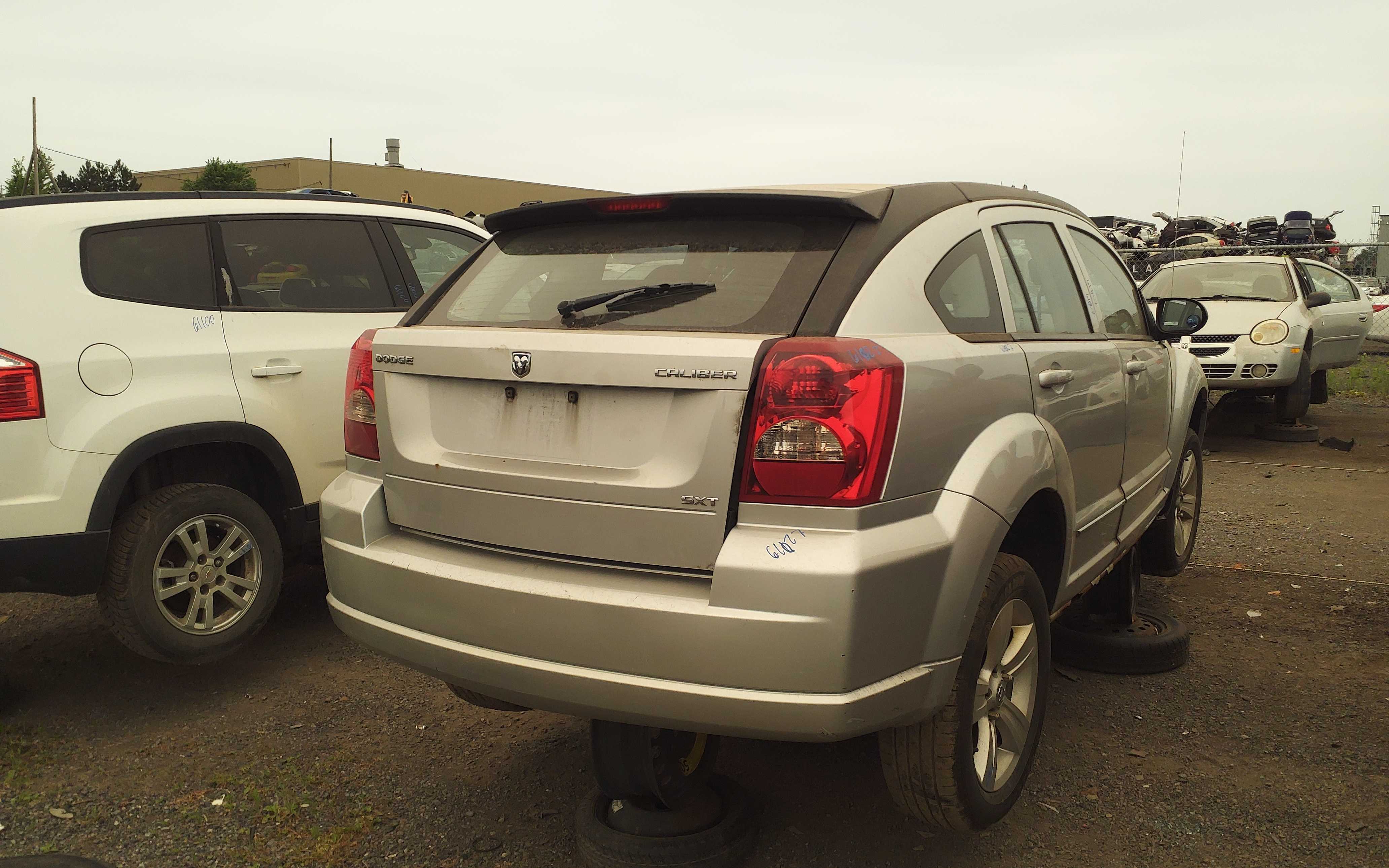 DODGE CALIBER 2011