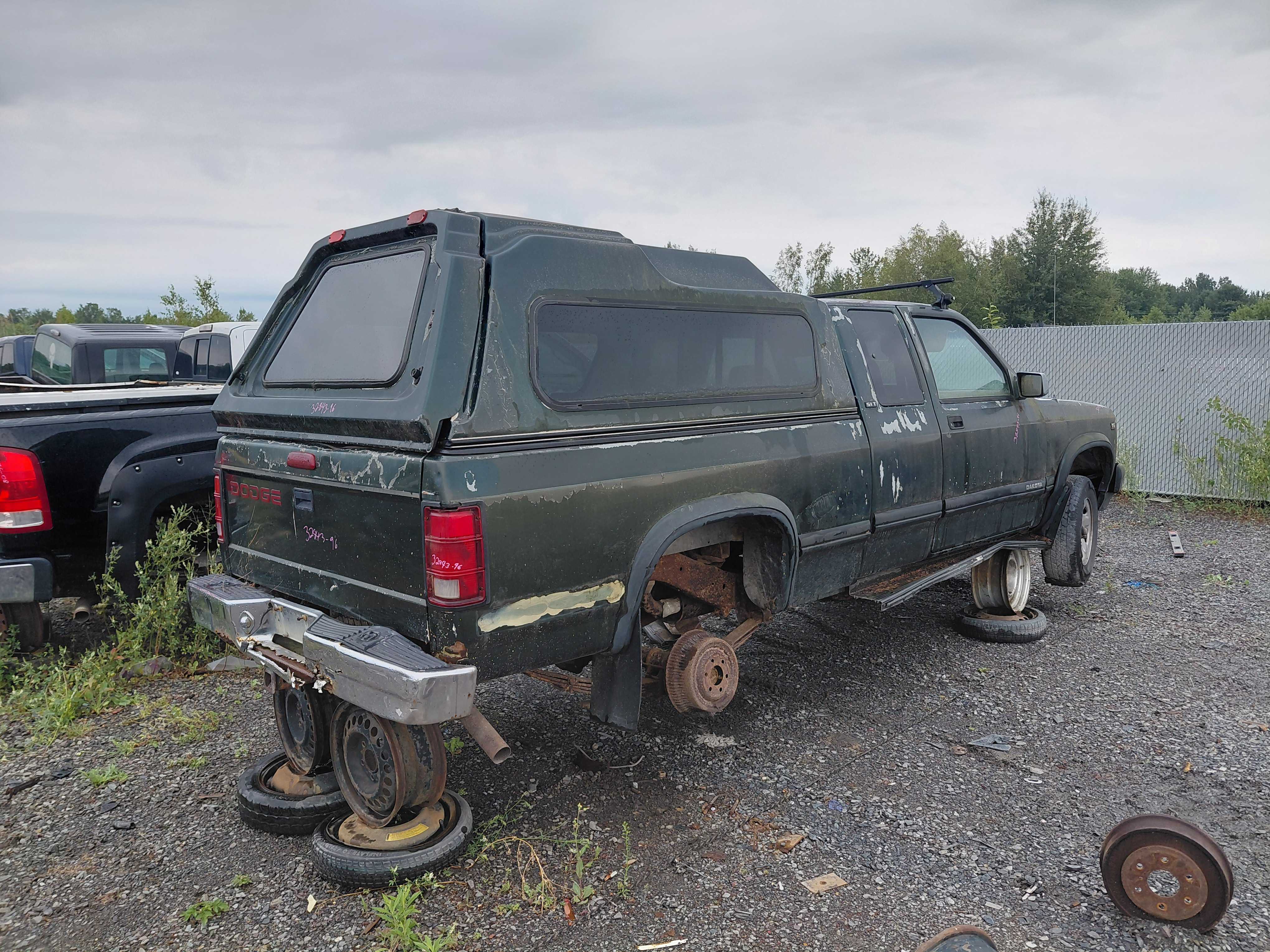 DODGE DAKOTA 1996