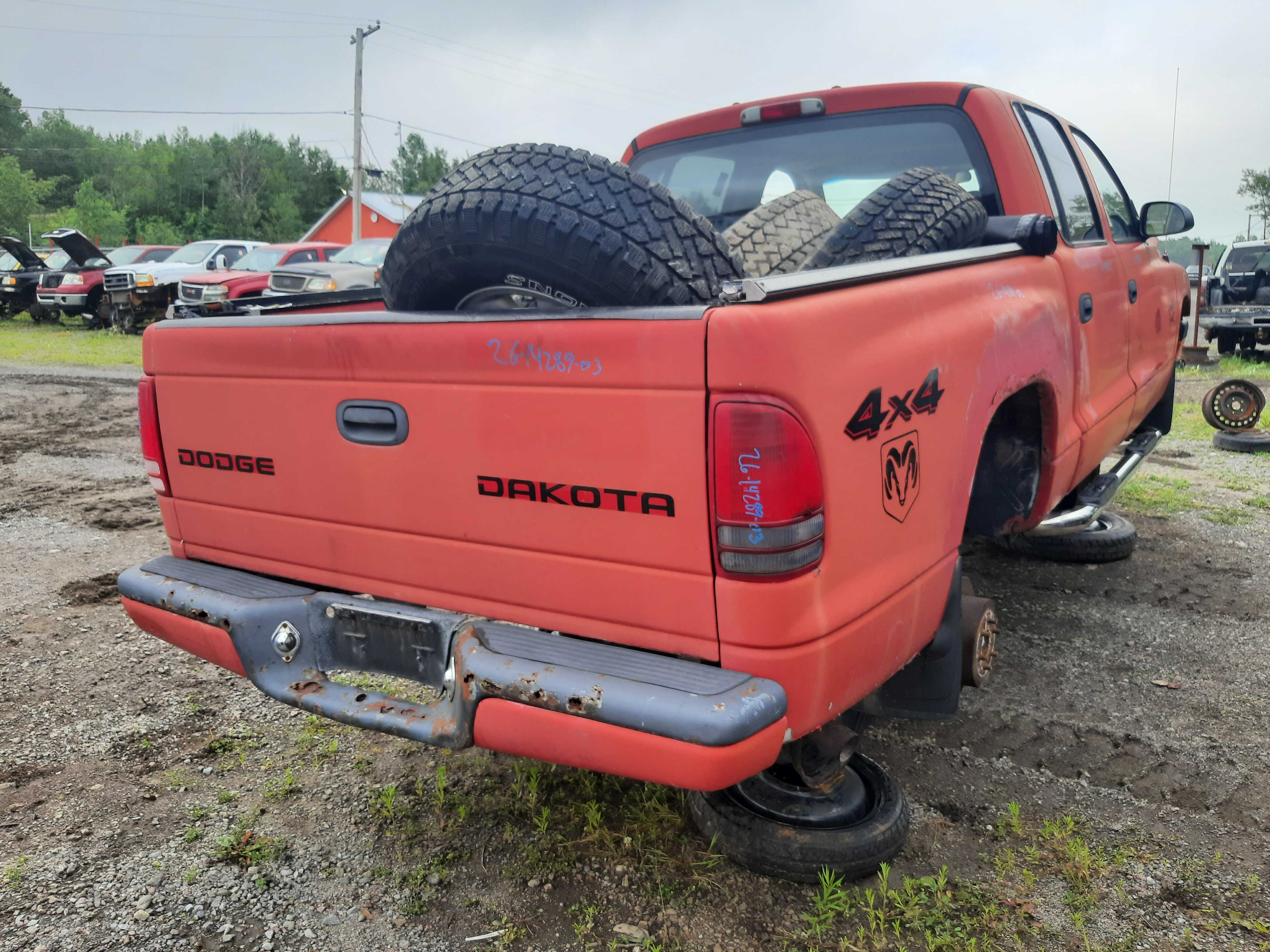 DODGE DAKOTA 2003