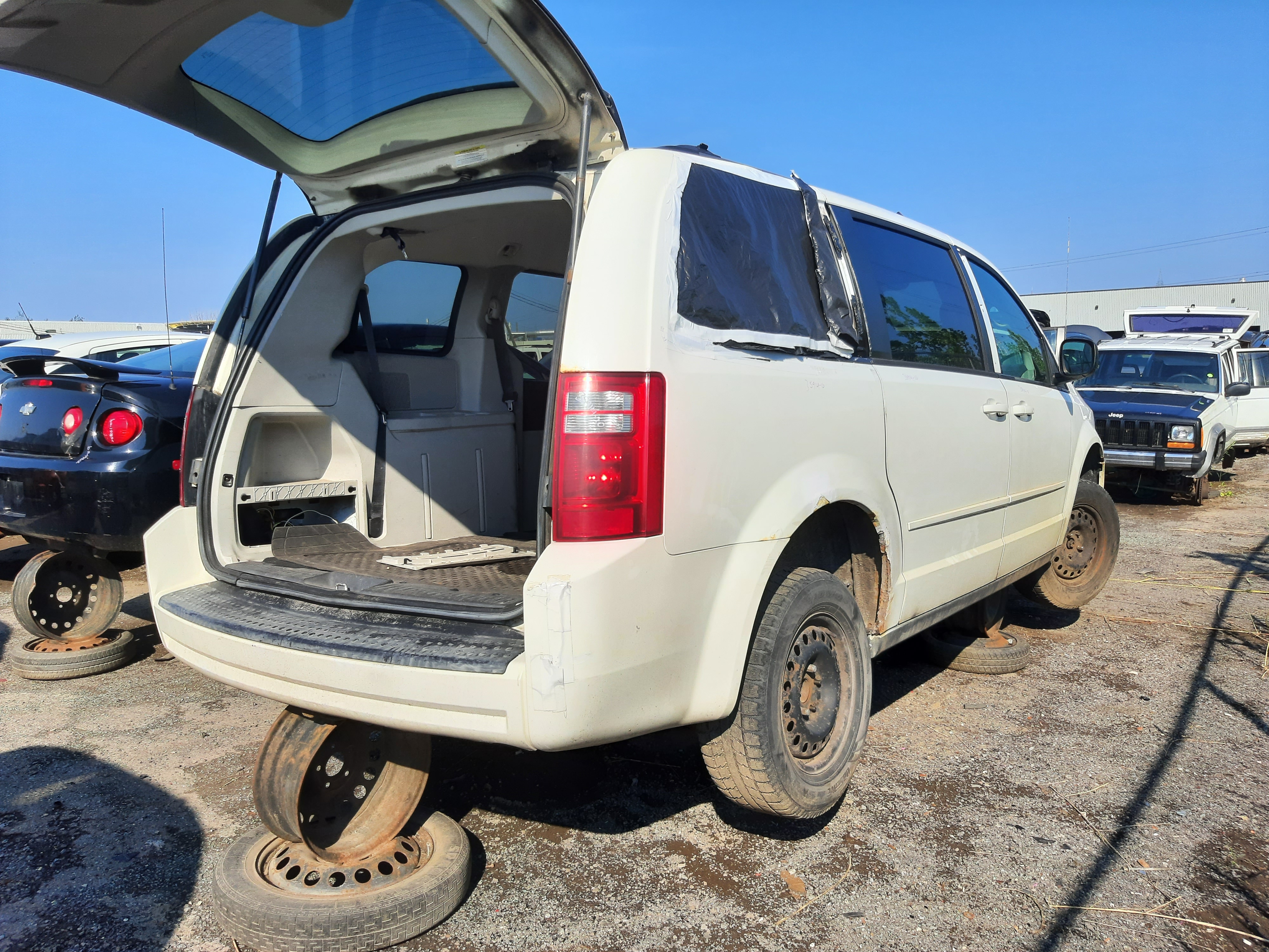 DODGE GRAND CARAVAN 2010