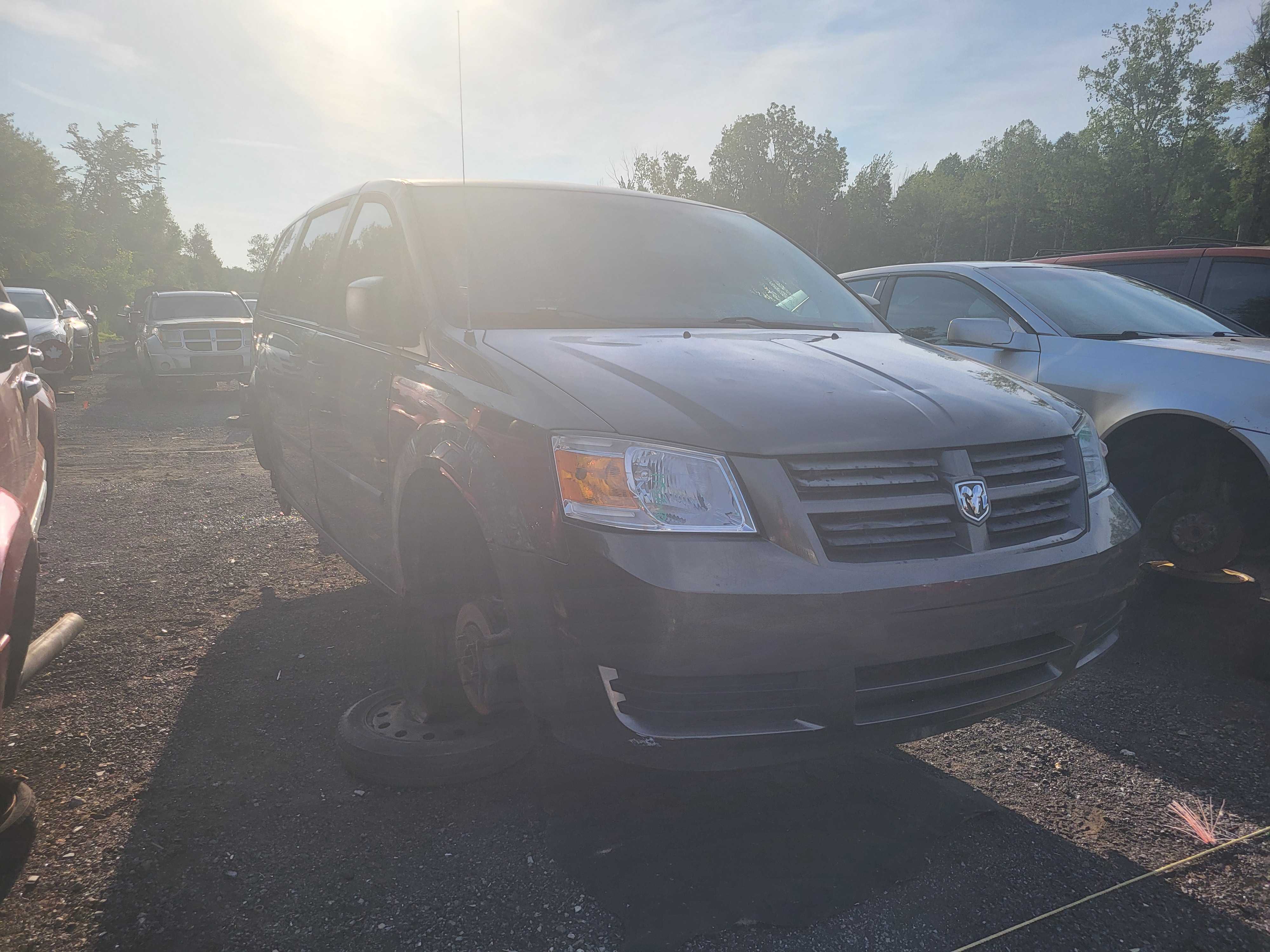 DODGE GRAND CARAVAN 2010