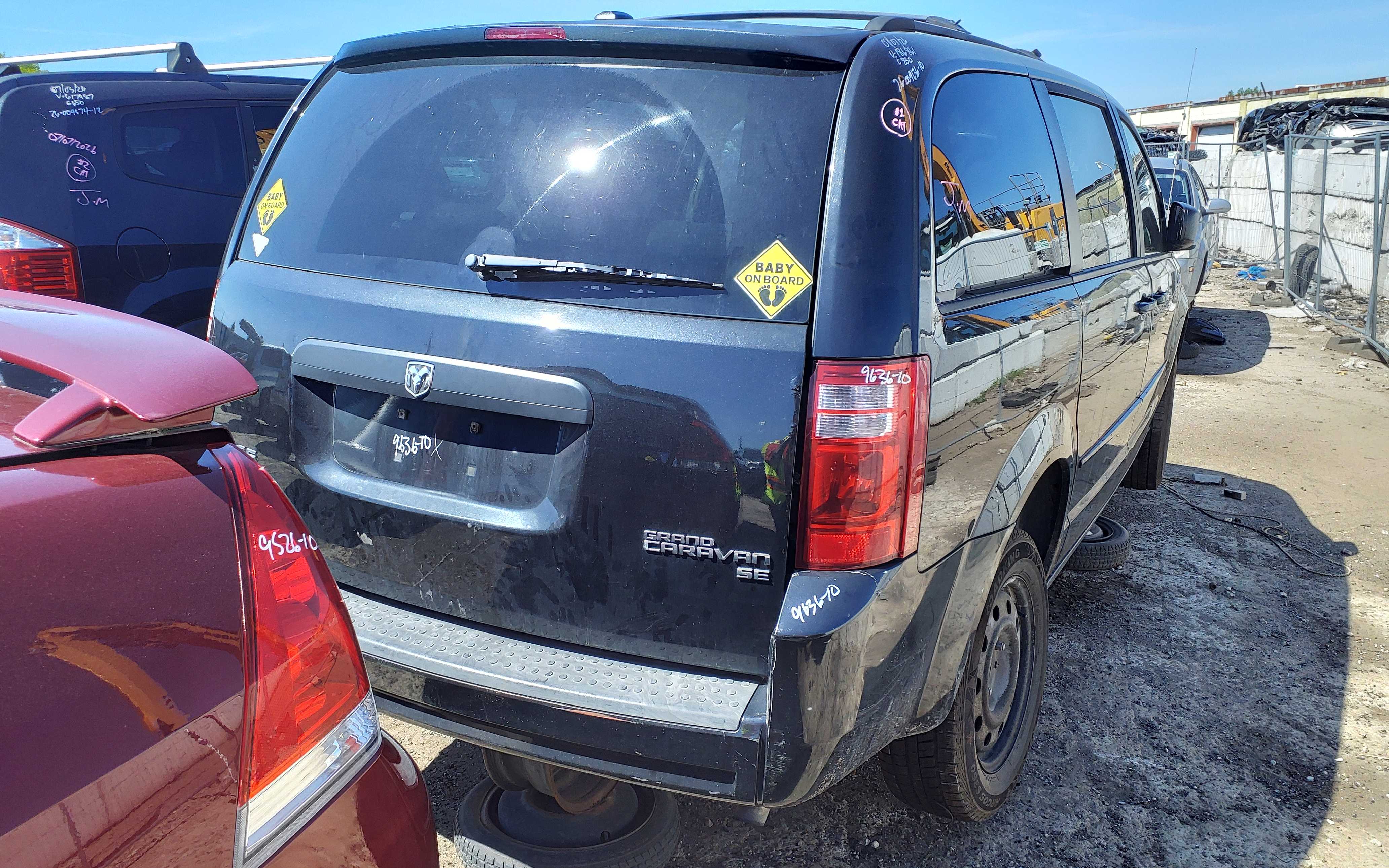 DODGE GRAND CARAVAN 2010