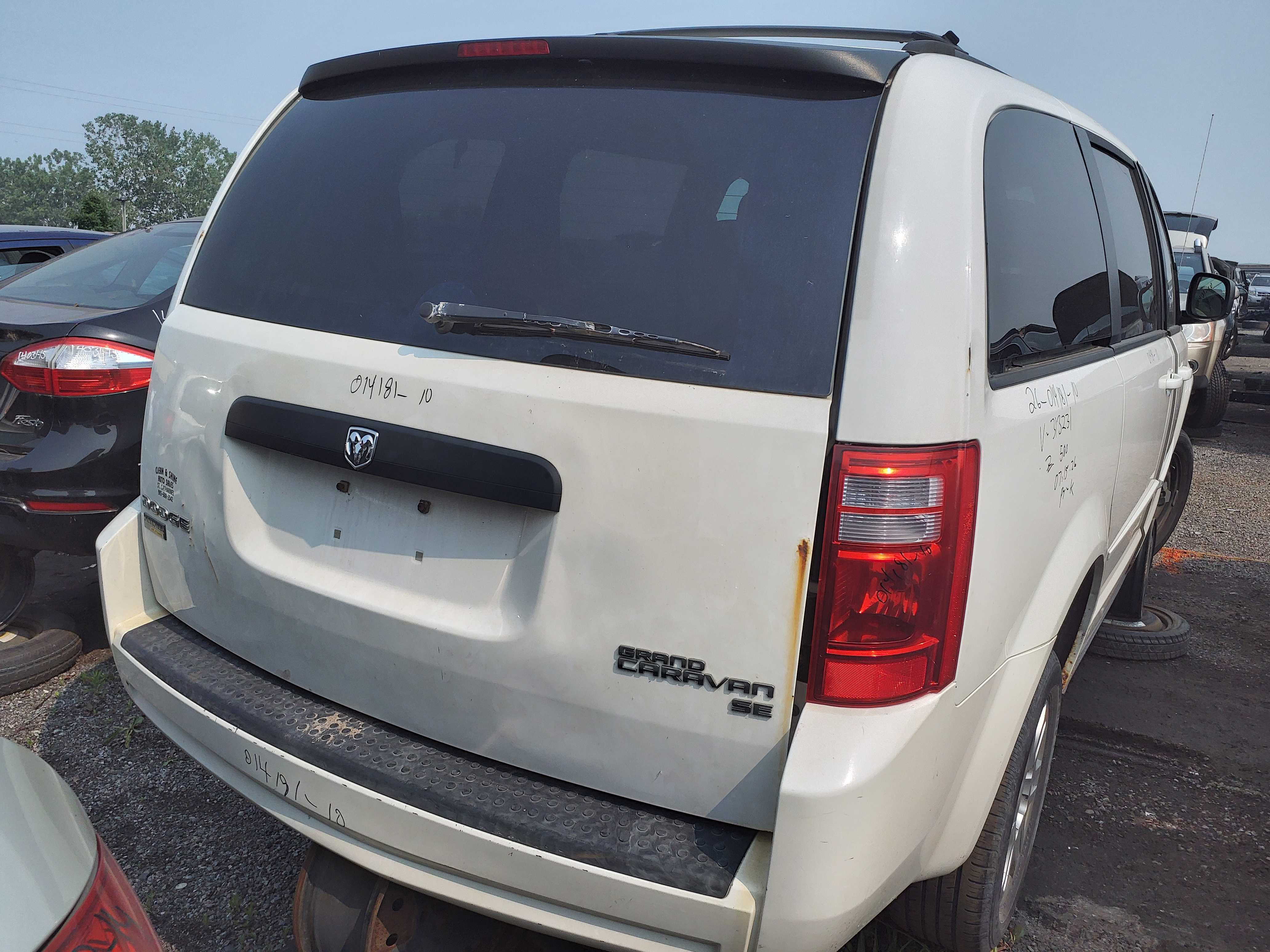 DODGE GRAND CARAVAN 2010