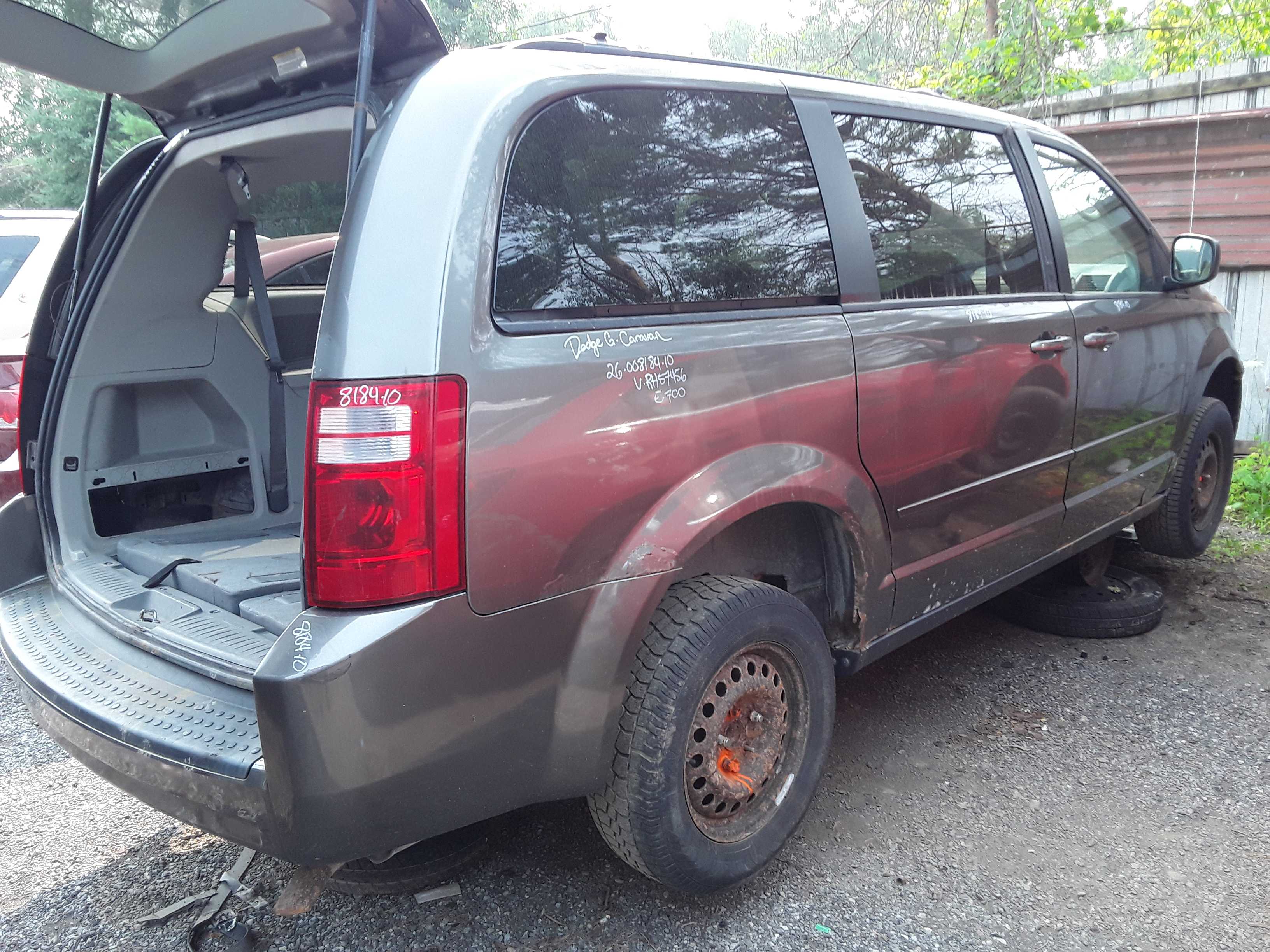 DODGE GRAND CARAVAN 2010