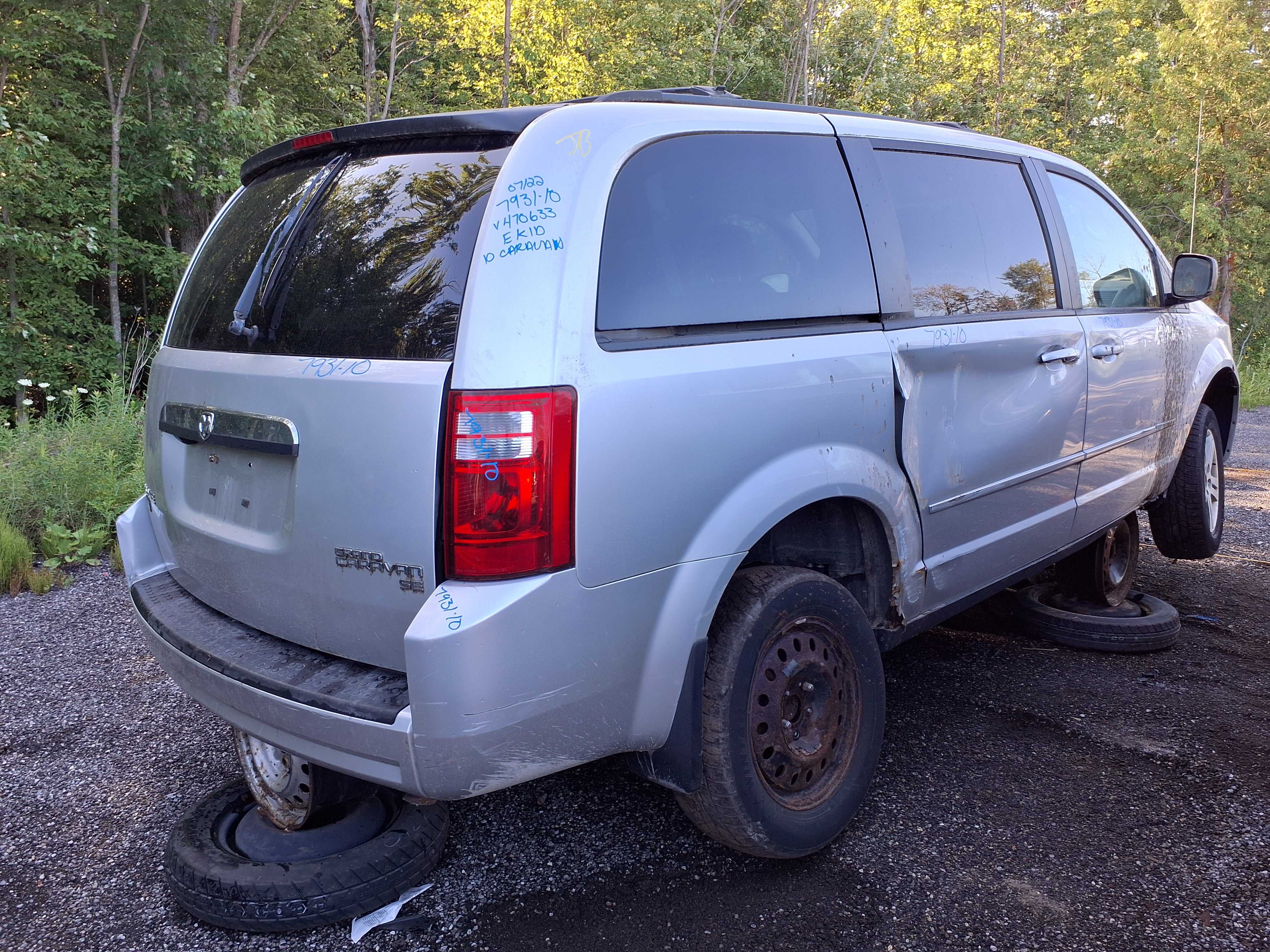 DODGE GRAND CARAVAN 2010