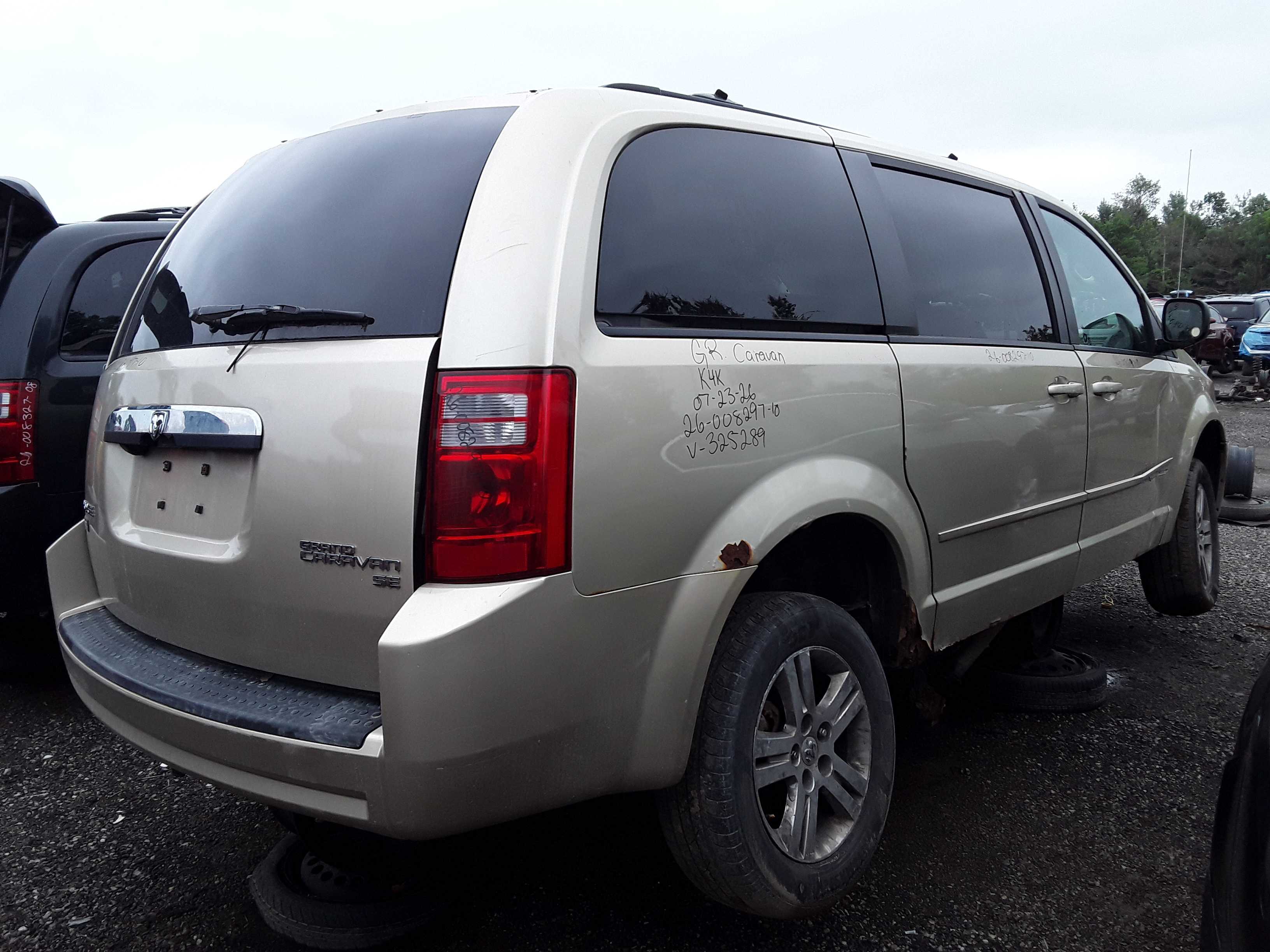 DODGE GRAND CARAVAN 2010