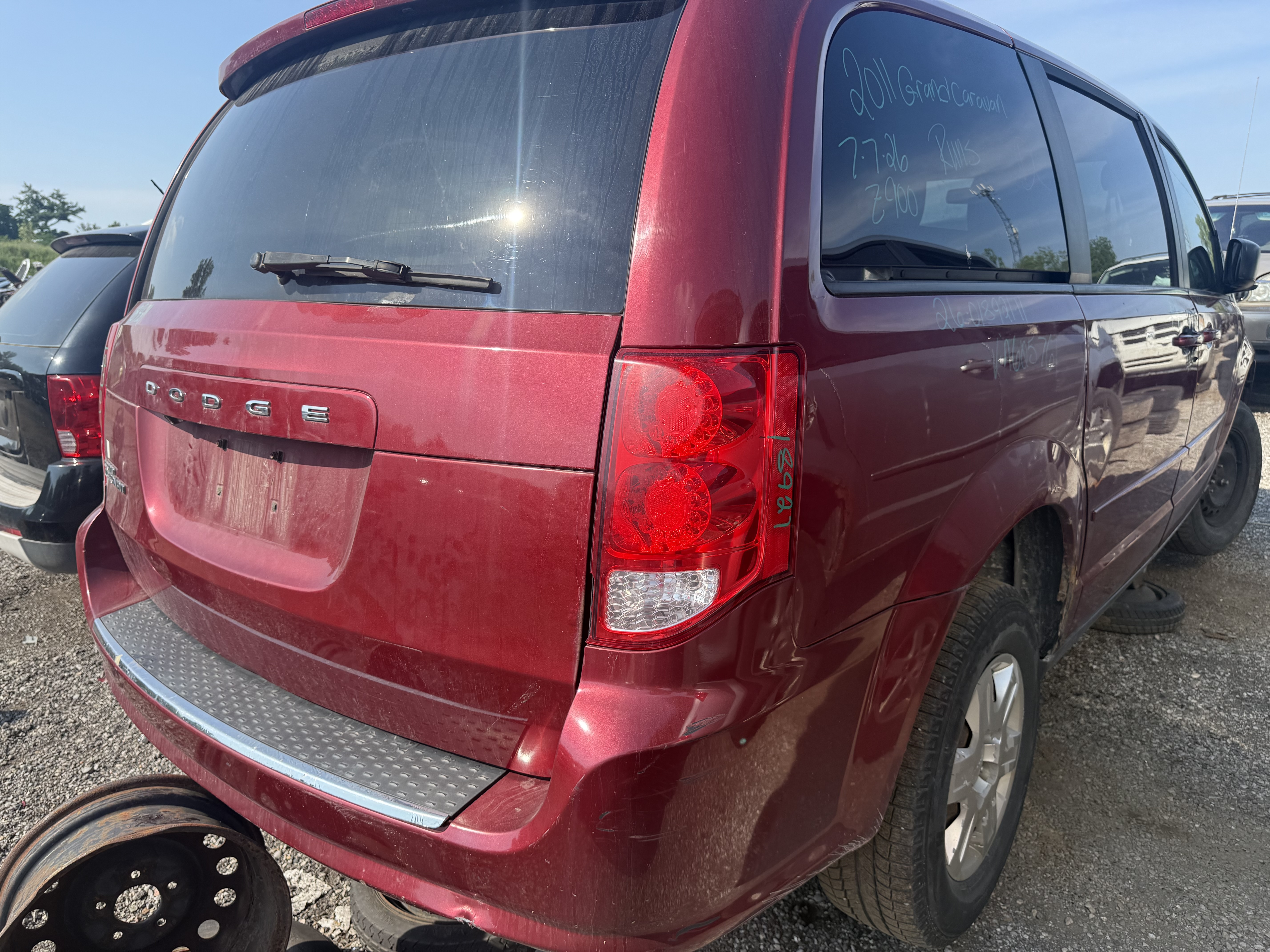 DODGE GRAND CARAVAN 2011