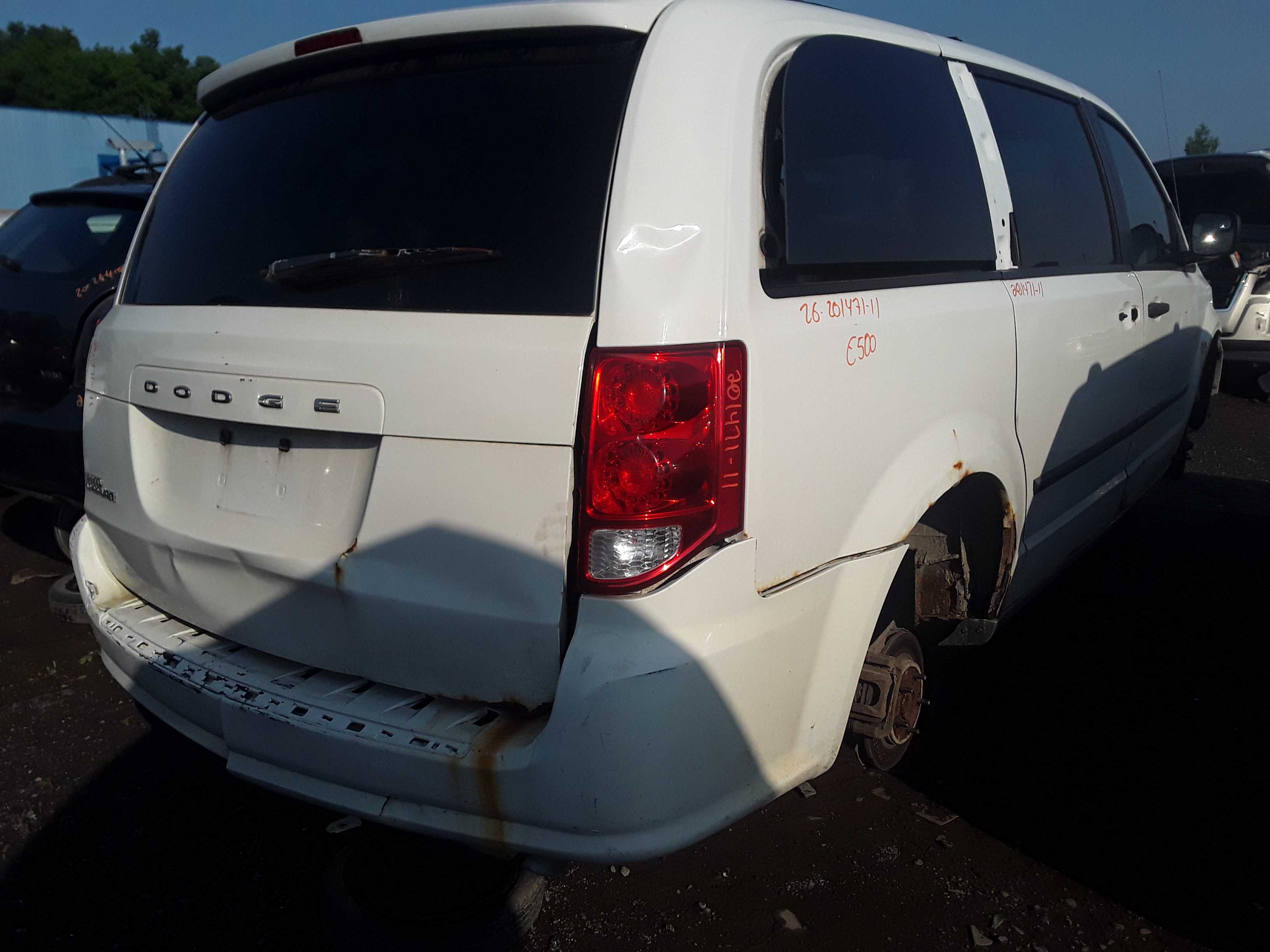 DODGE GRAND CARAVAN 2011