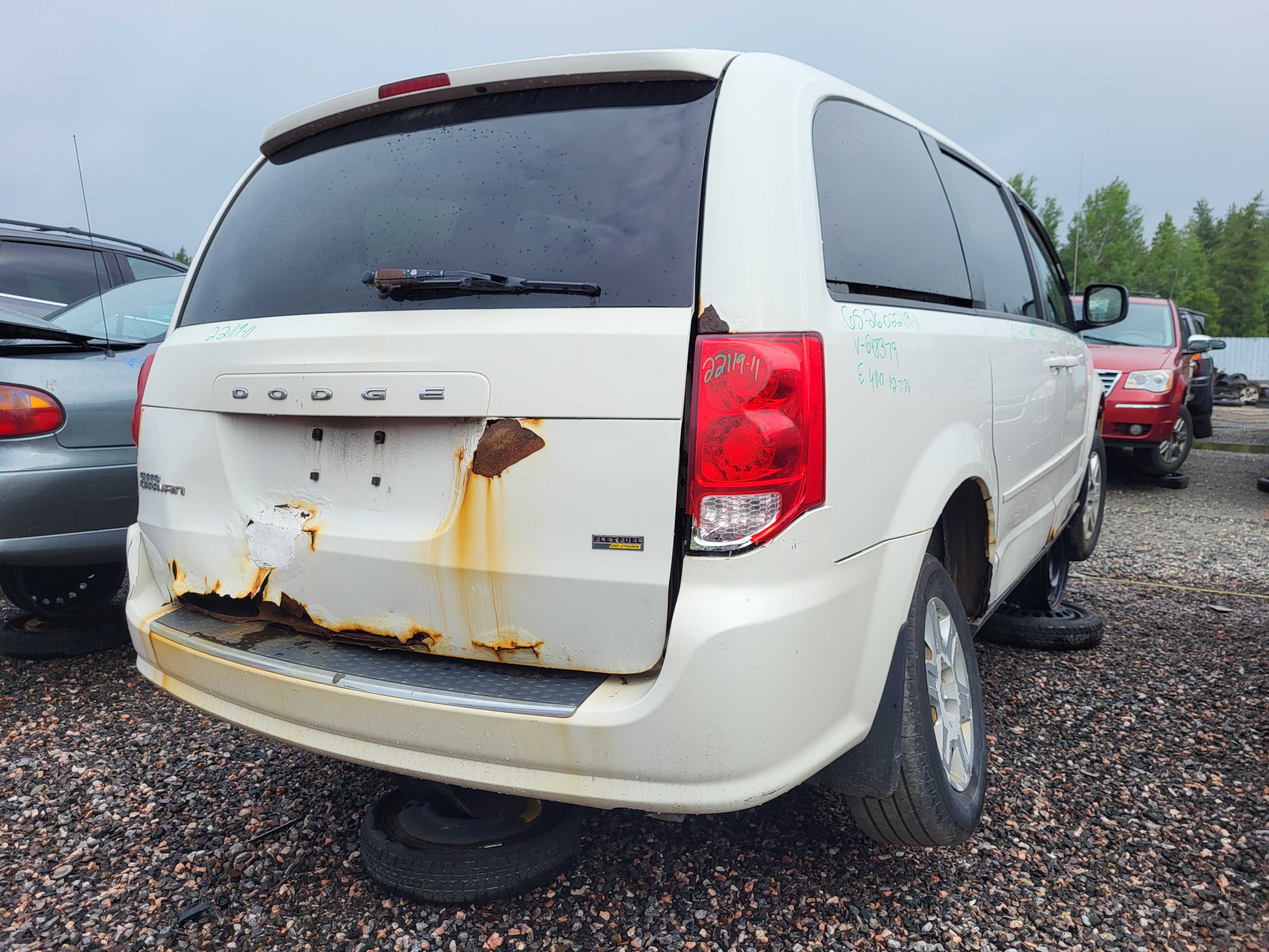 DODGE GRAND CARAVAN 2011