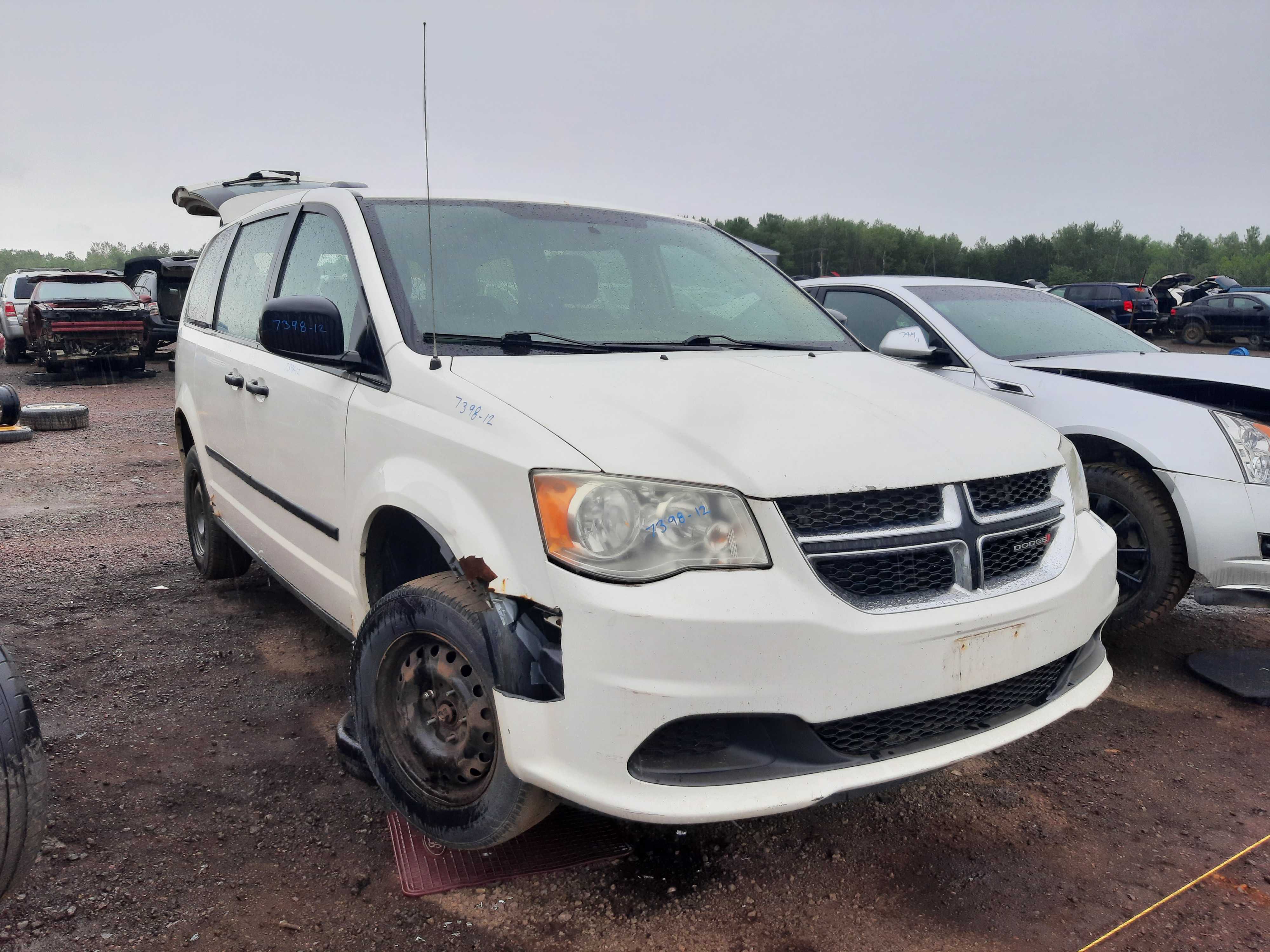DODGE GRAND CARAVAN 2012