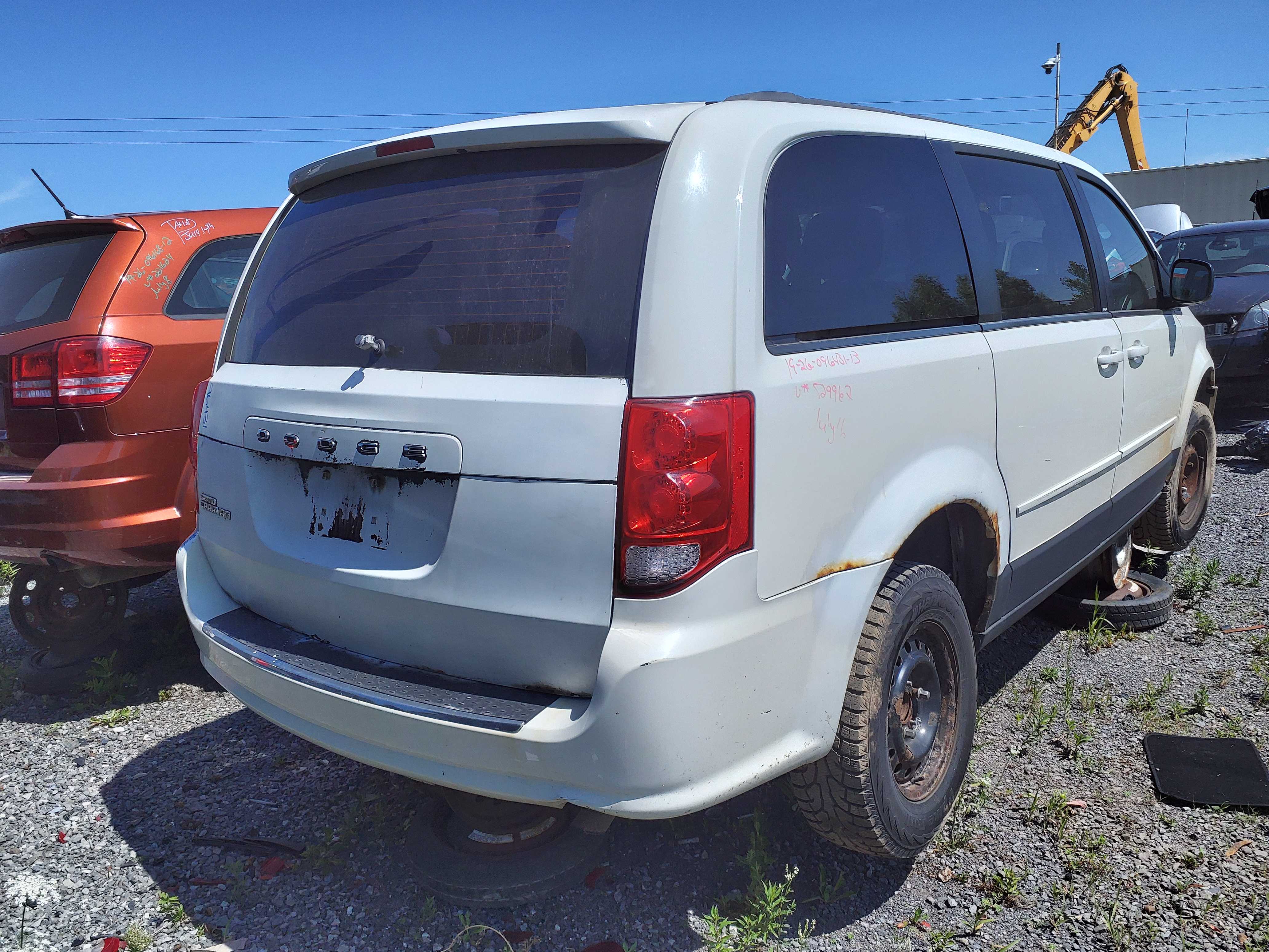 DODGE GRAND CARAVAN 2013
