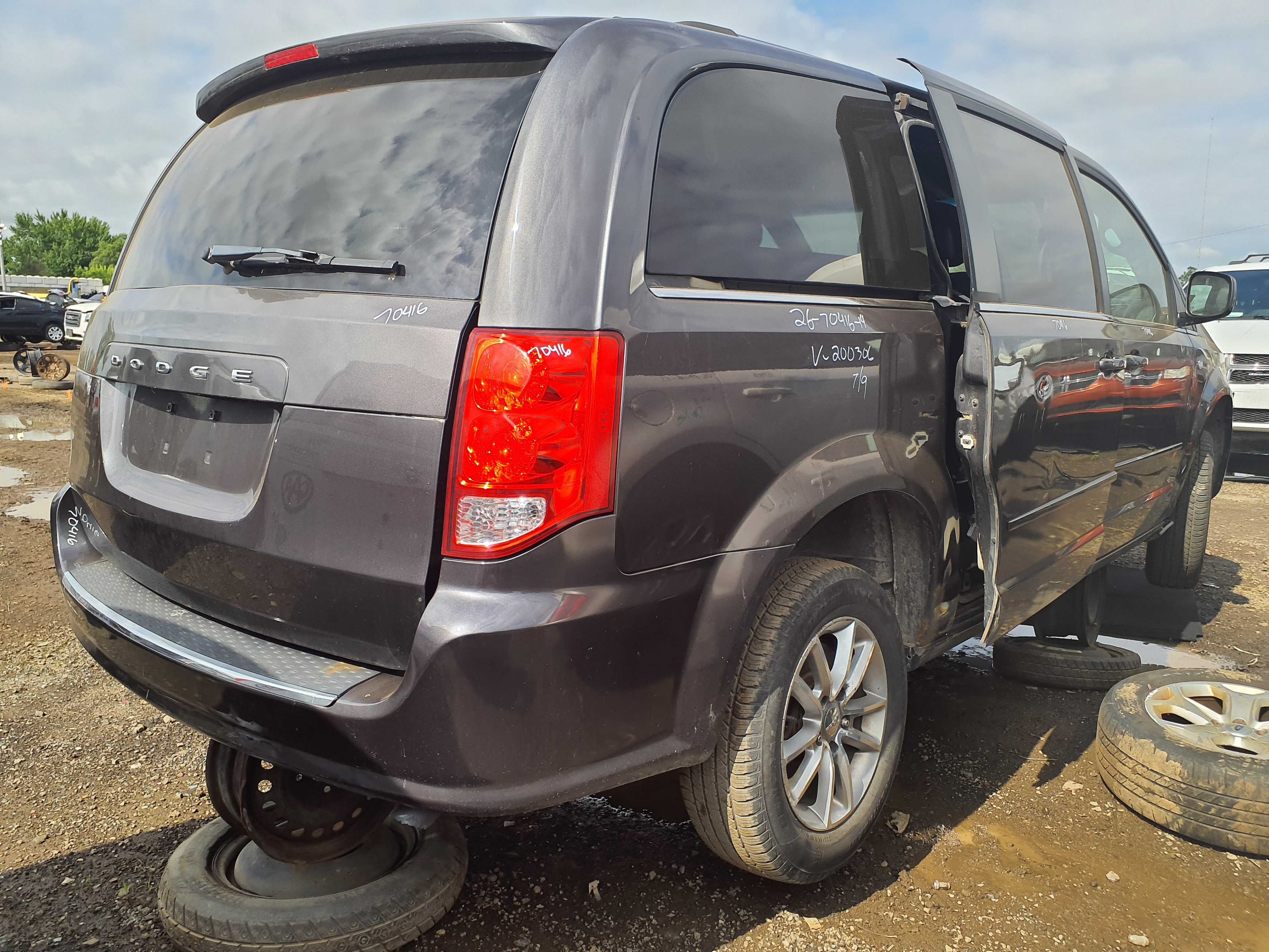 DODGE GRAND CARAVAN 2014