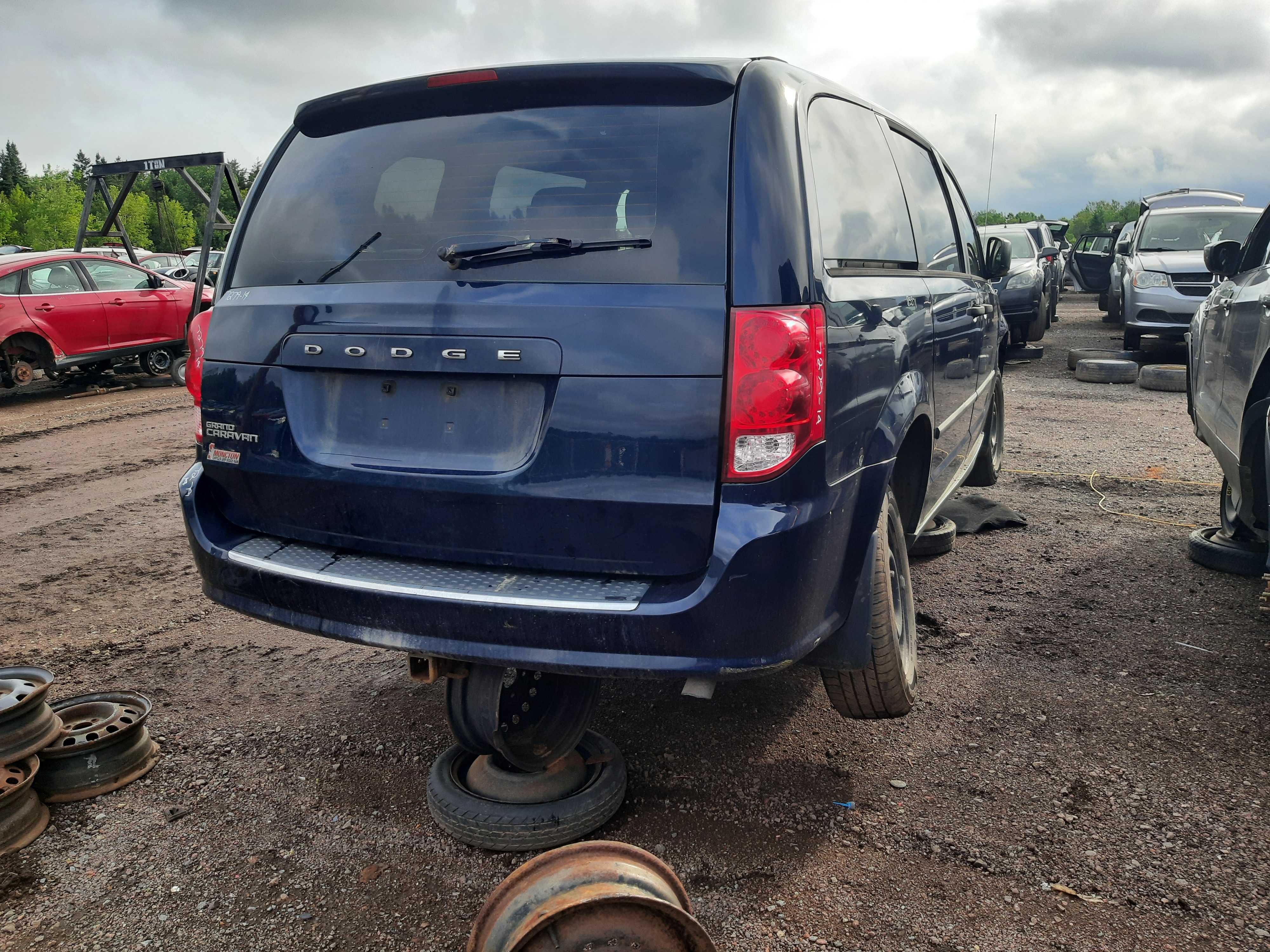 DODGE GRAND CARAVAN 2014