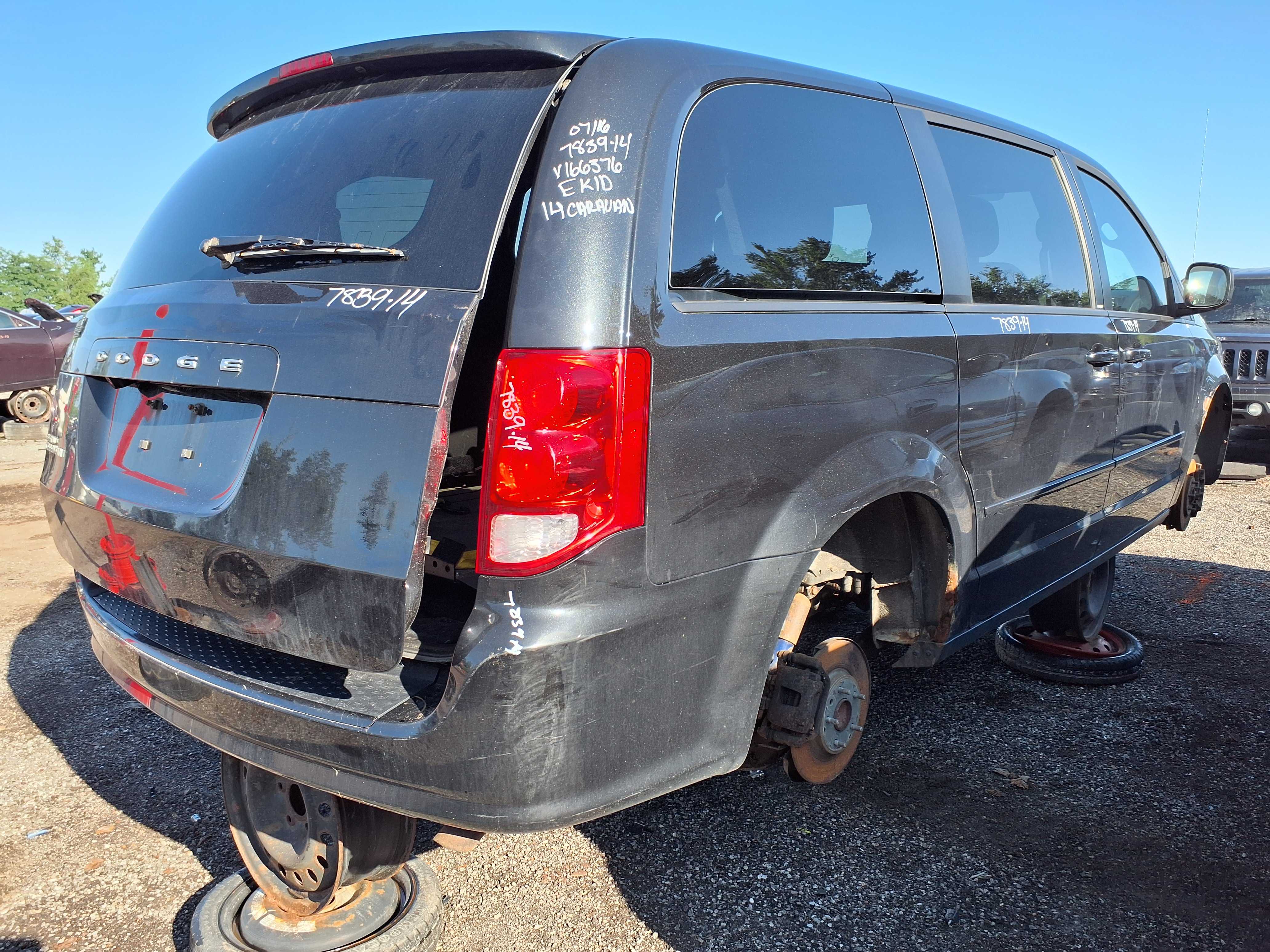 DODGE GRAND CARAVAN 2014