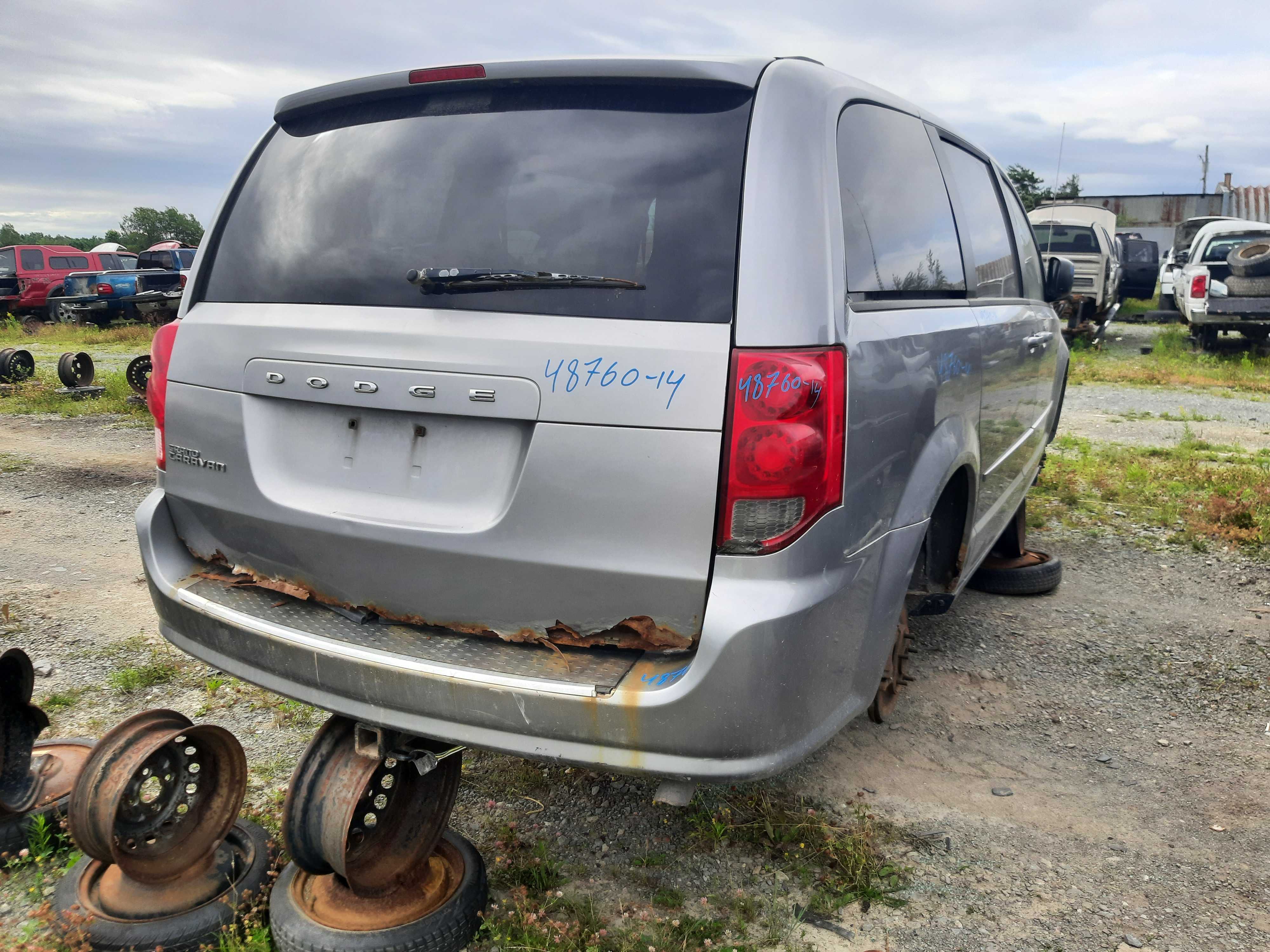 DODGE GRAND CARAVAN 2014