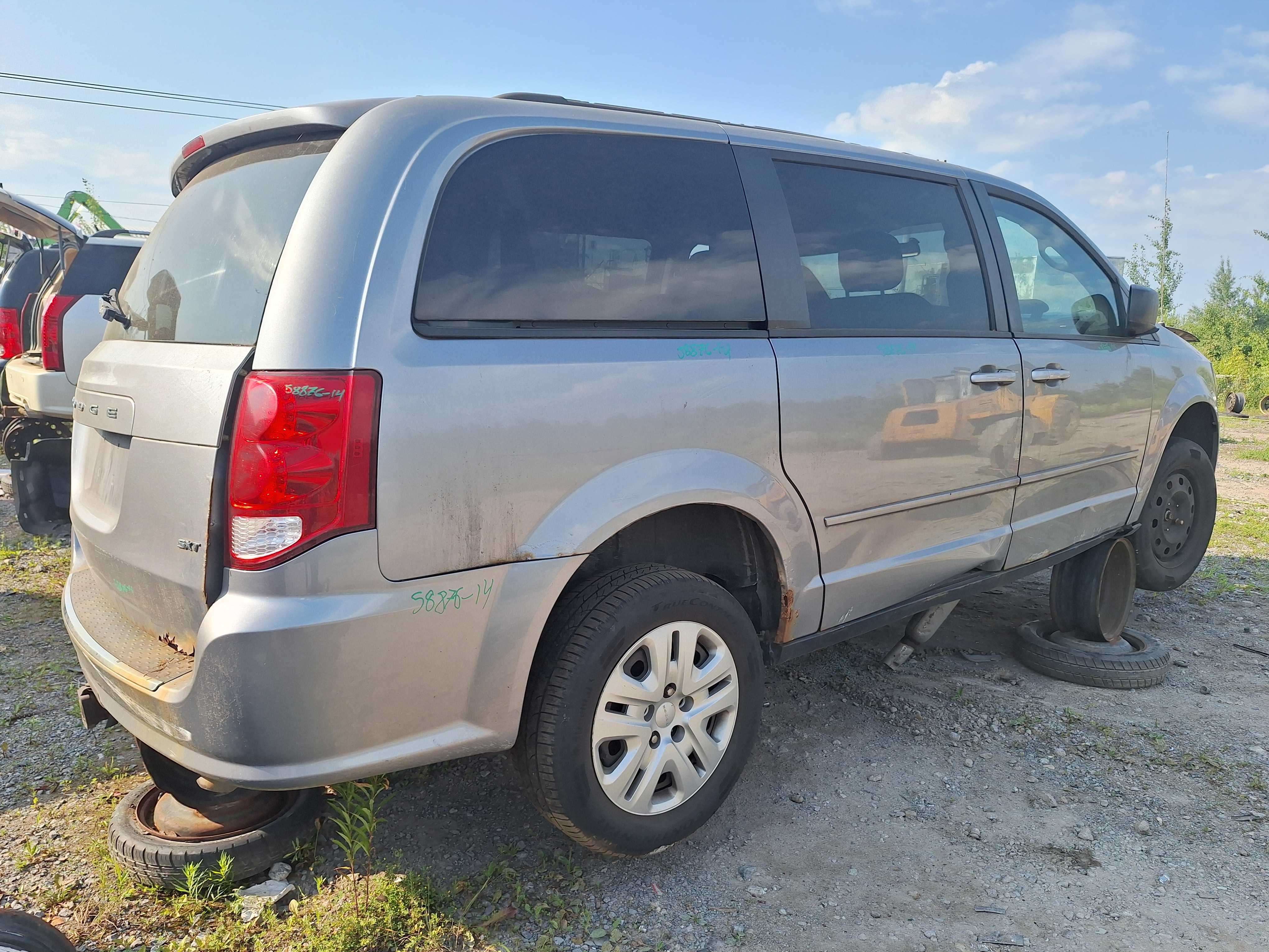 DODGE GRAND CARAVAN 2014