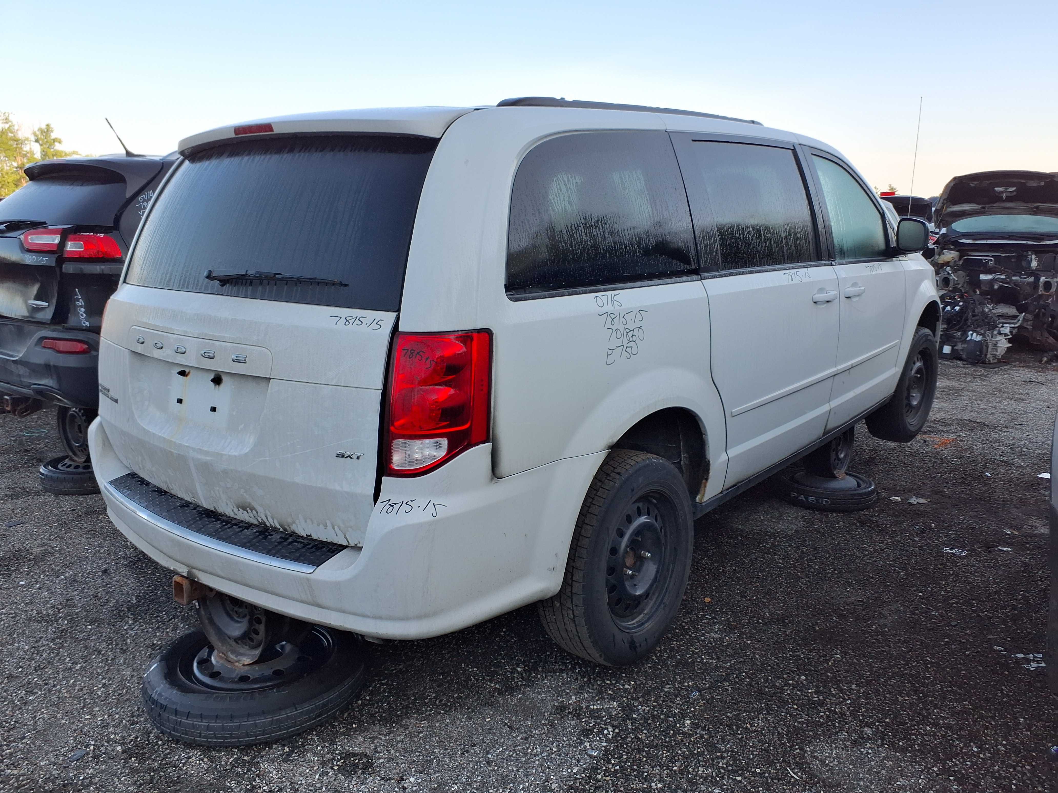 DODGE GRAND CARAVAN 2015