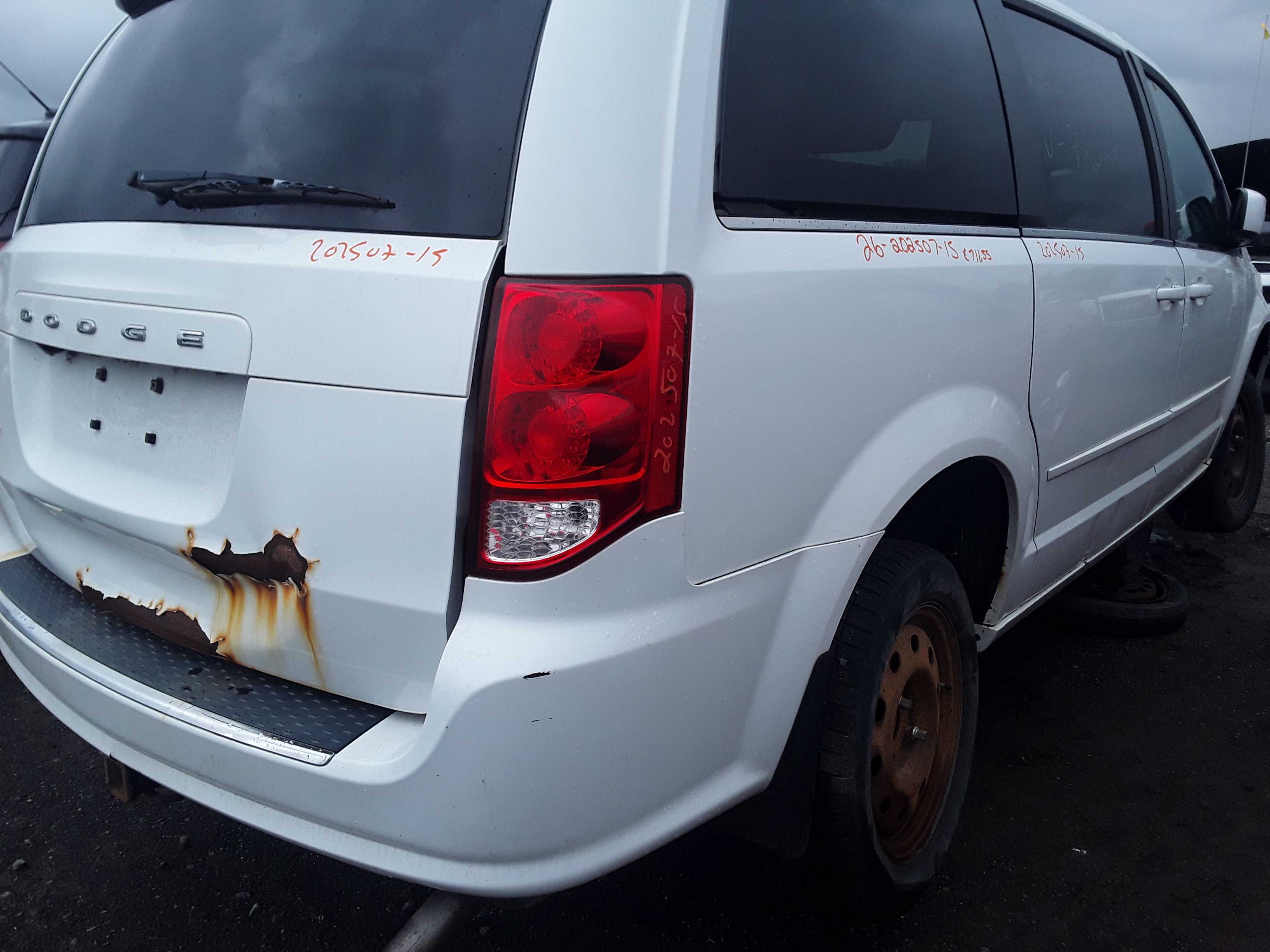 DODGE GRAND CARAVAN 2015
