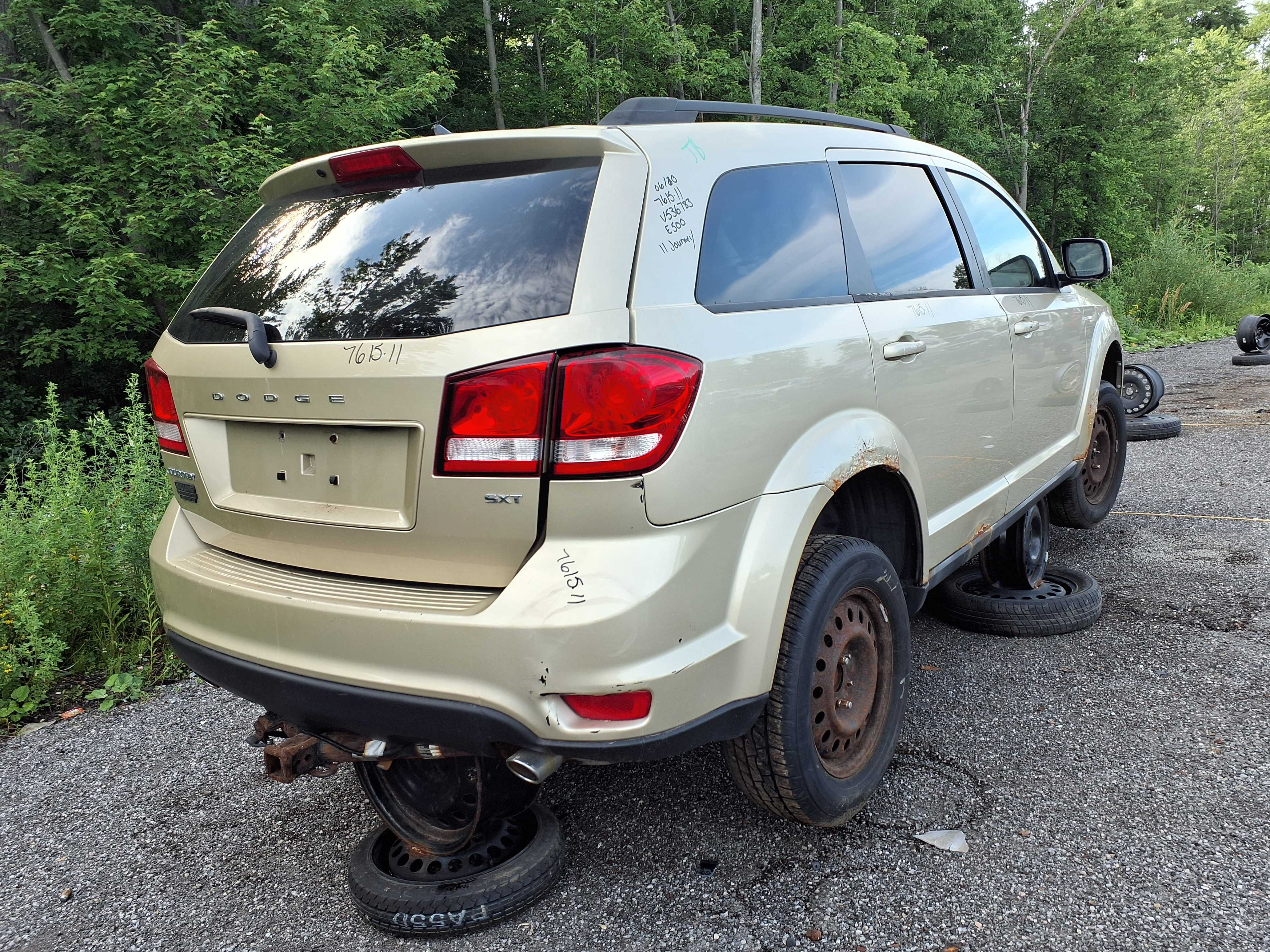 DODGE JOURNEY 2011