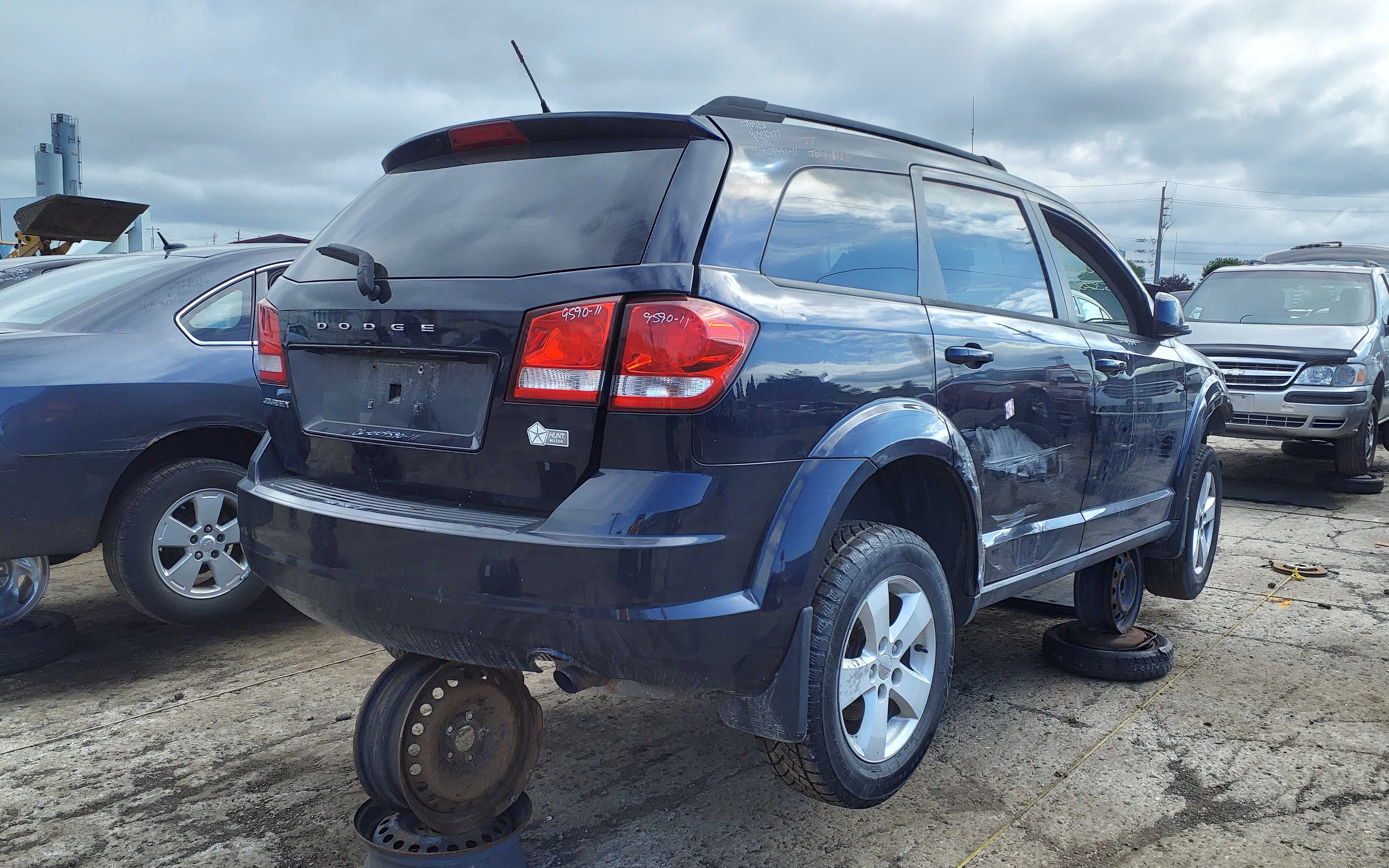 DODGE JOURNEY 2011