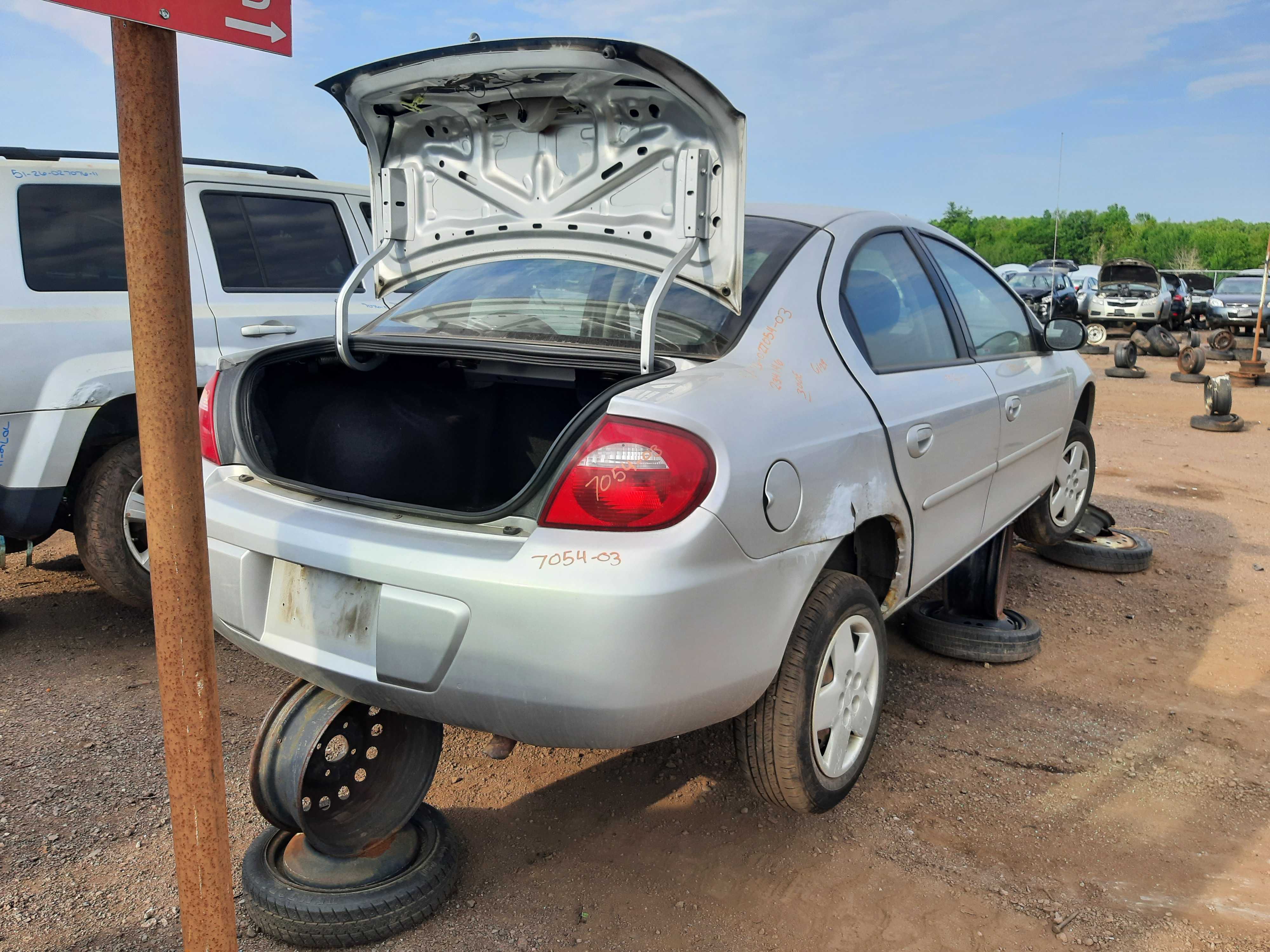 DODGE NEON 2003