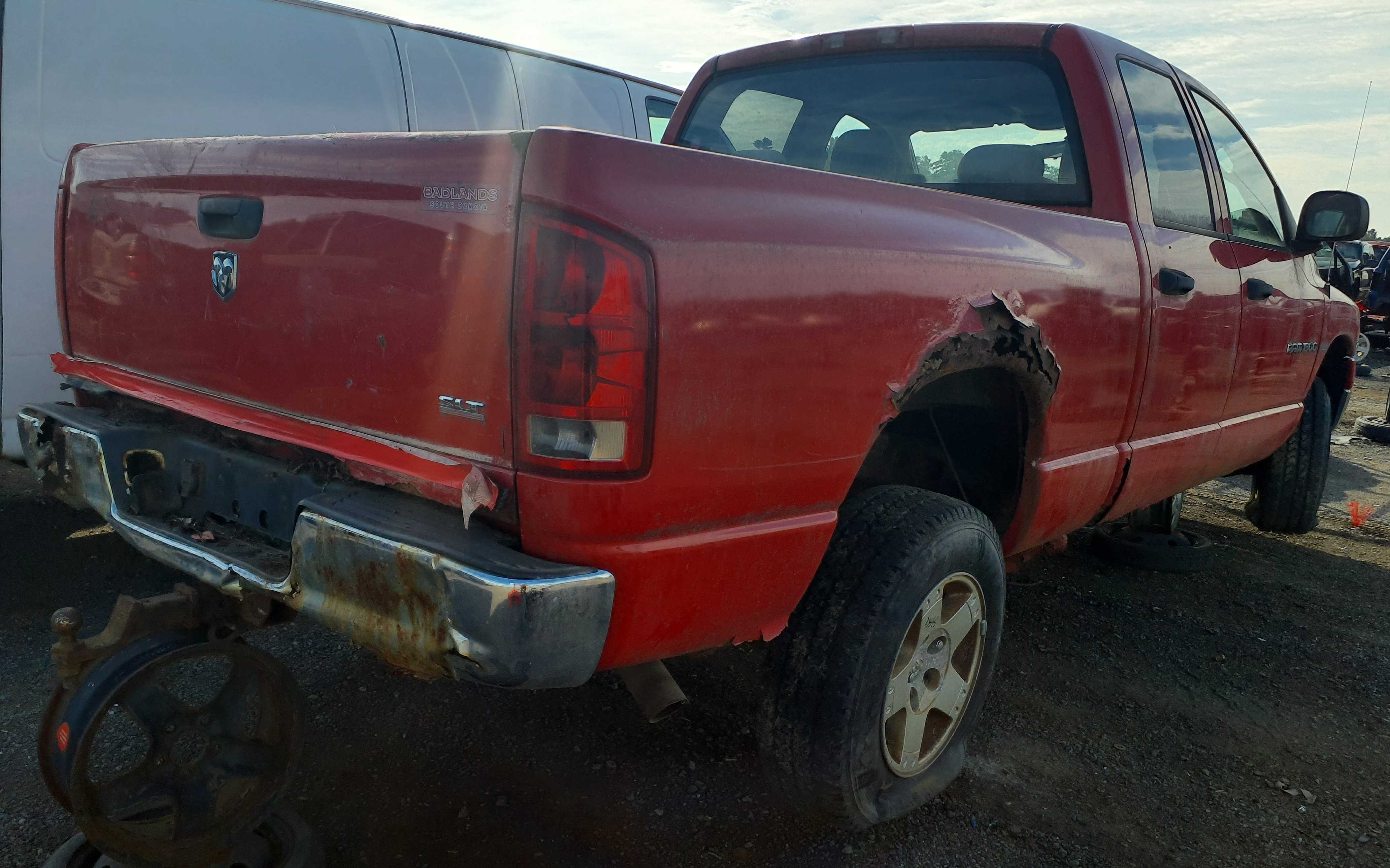 DODGE RAM 1500 2005