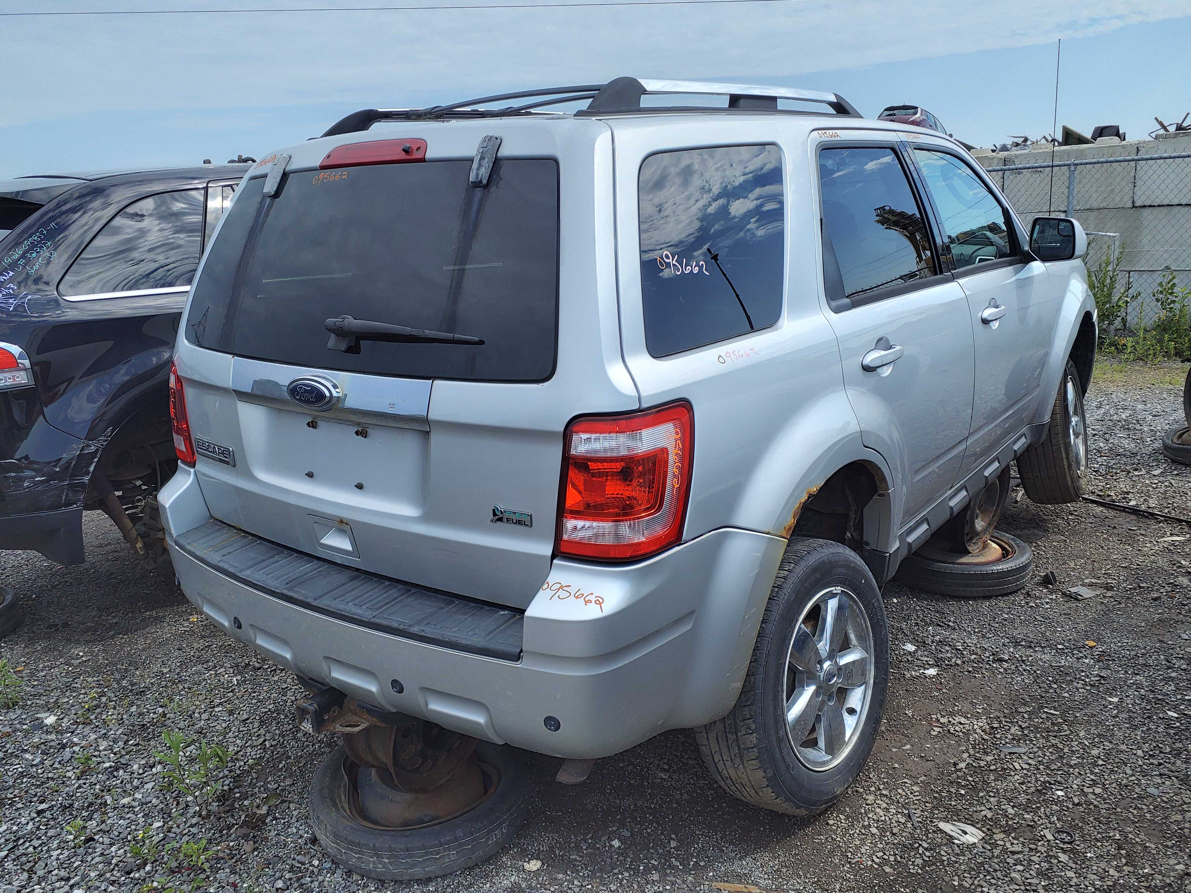 FORD ESCAPE 2010