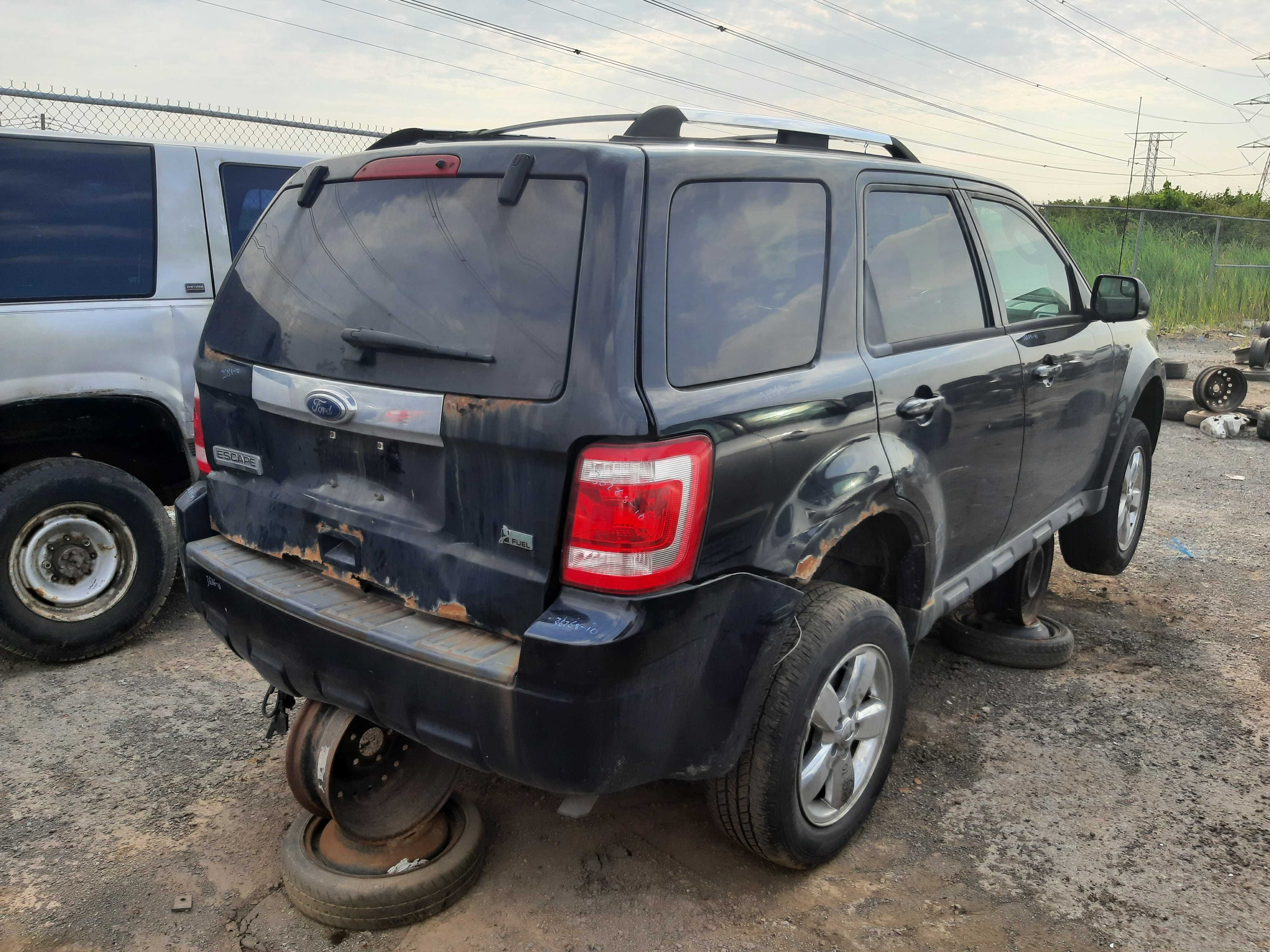 FORD ESCAPE 2010