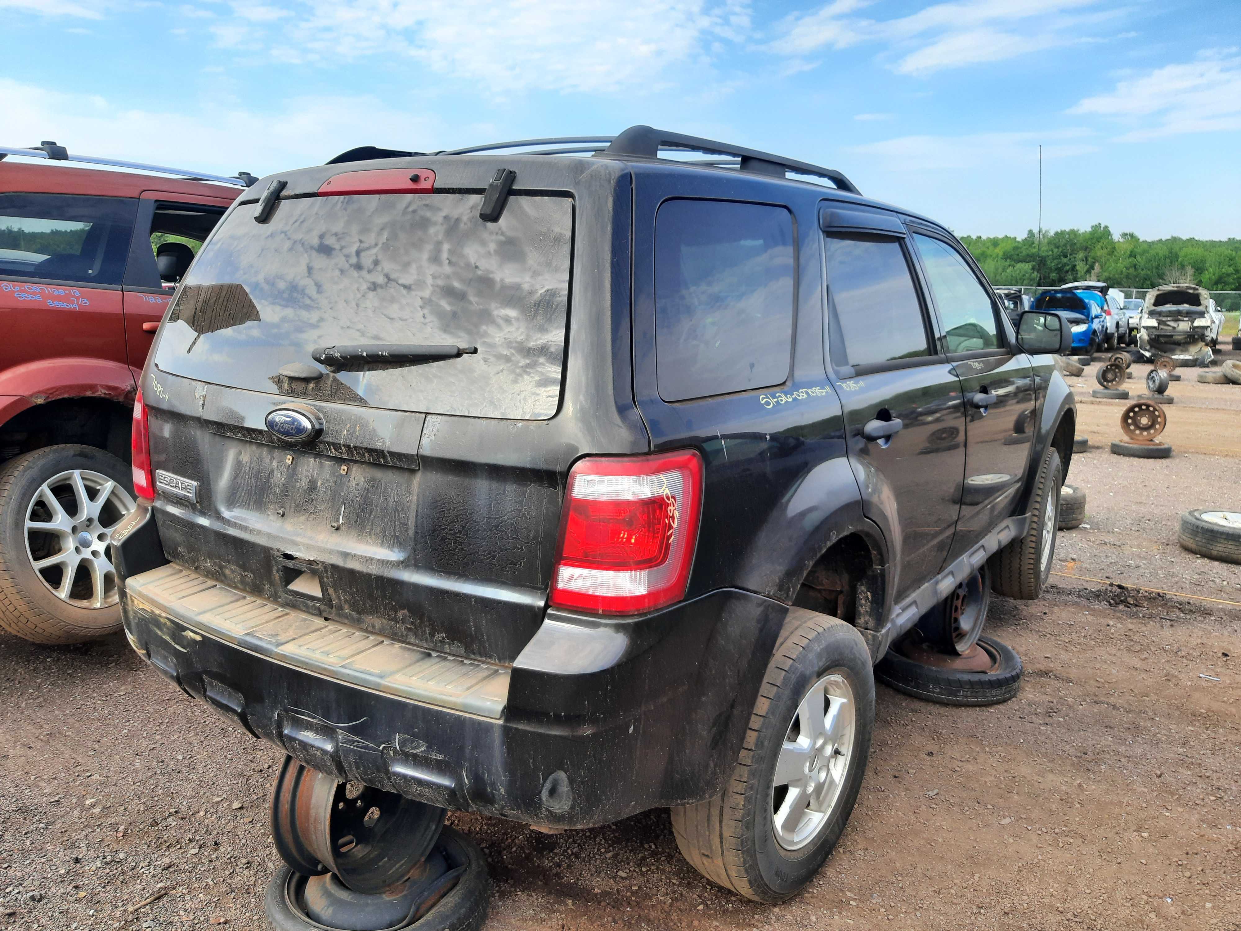 FORD ESCAPE 2011