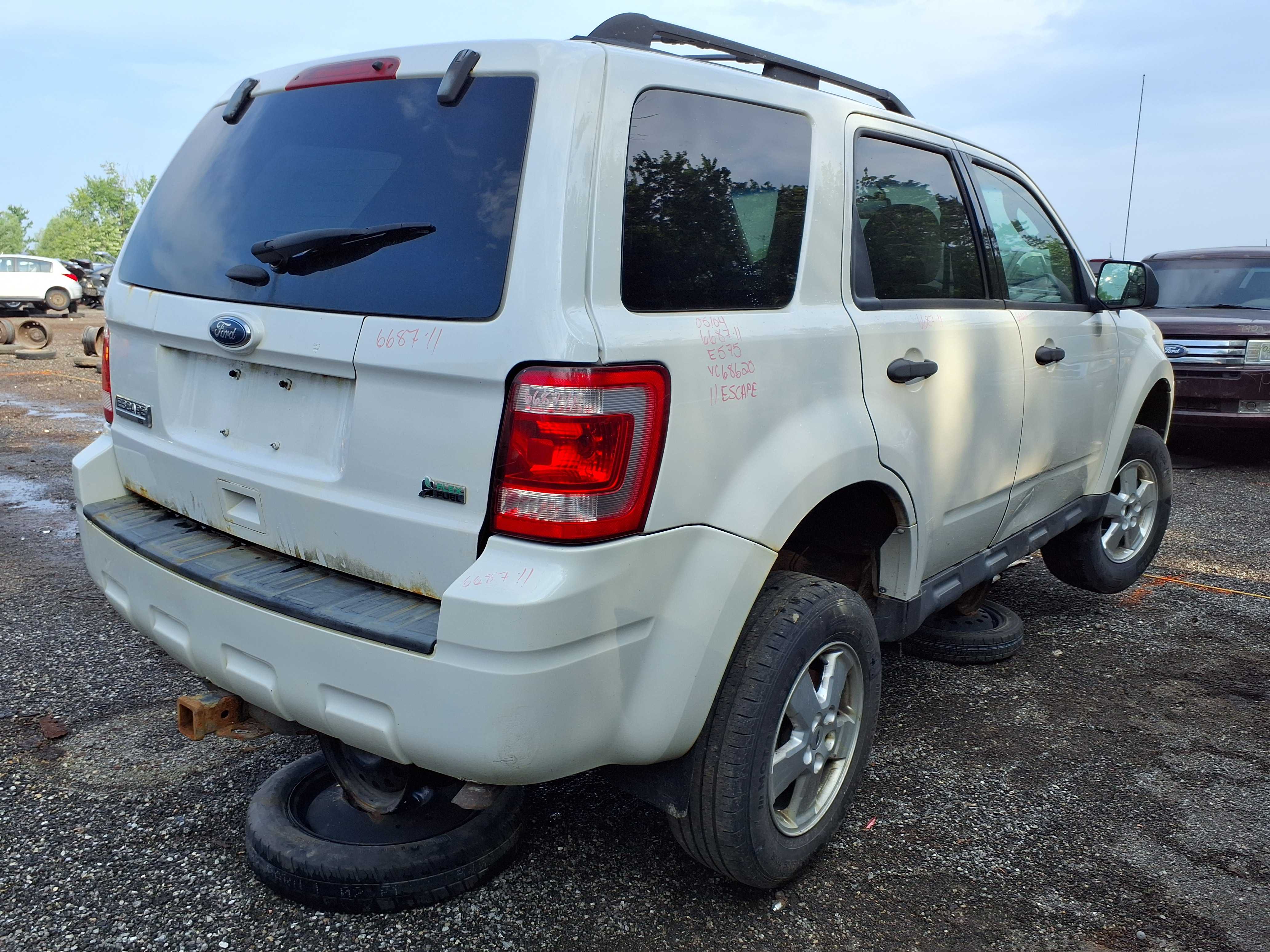 FORD ESCAPE 2011