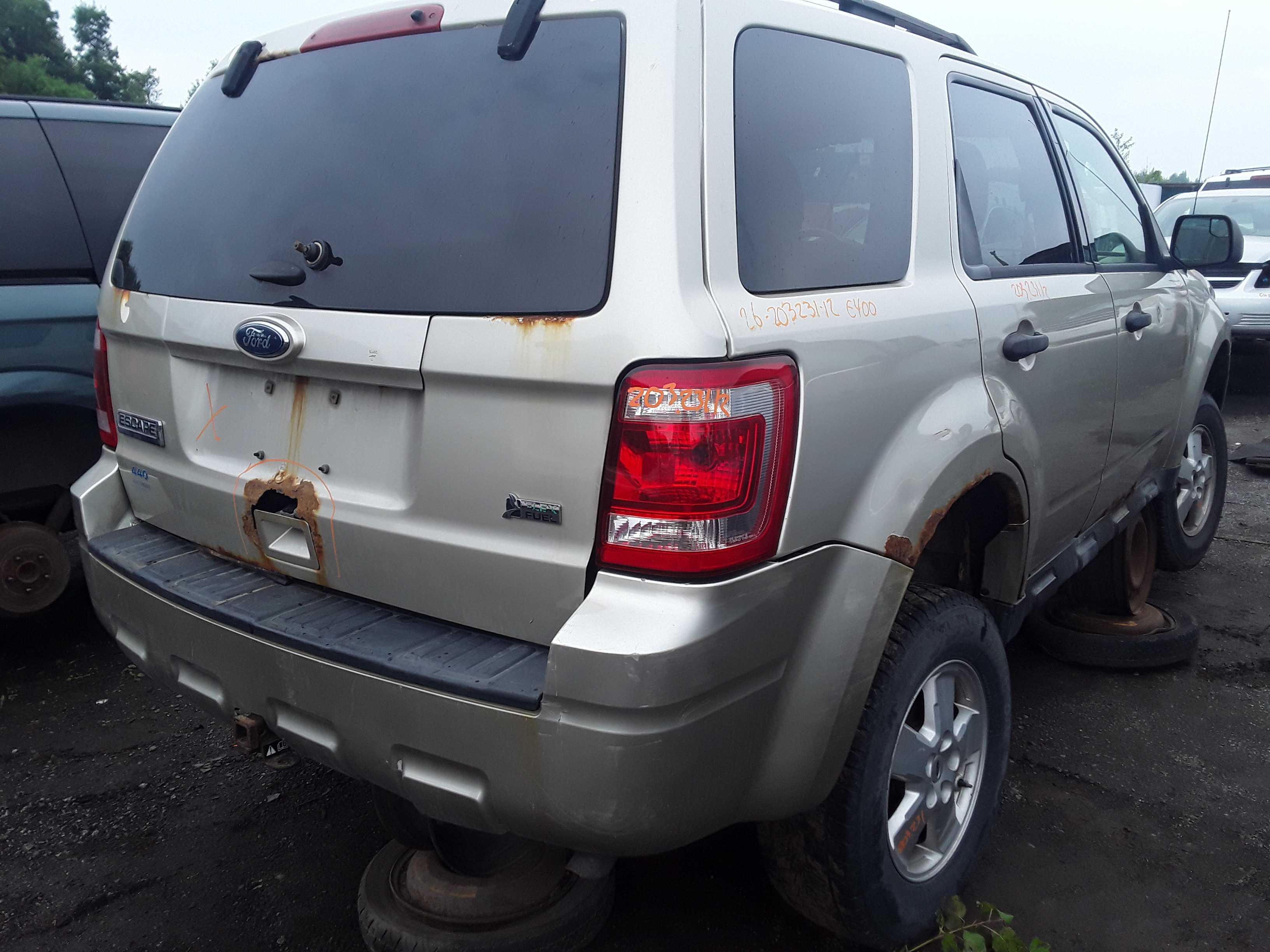 FORD ESCAPE 2012