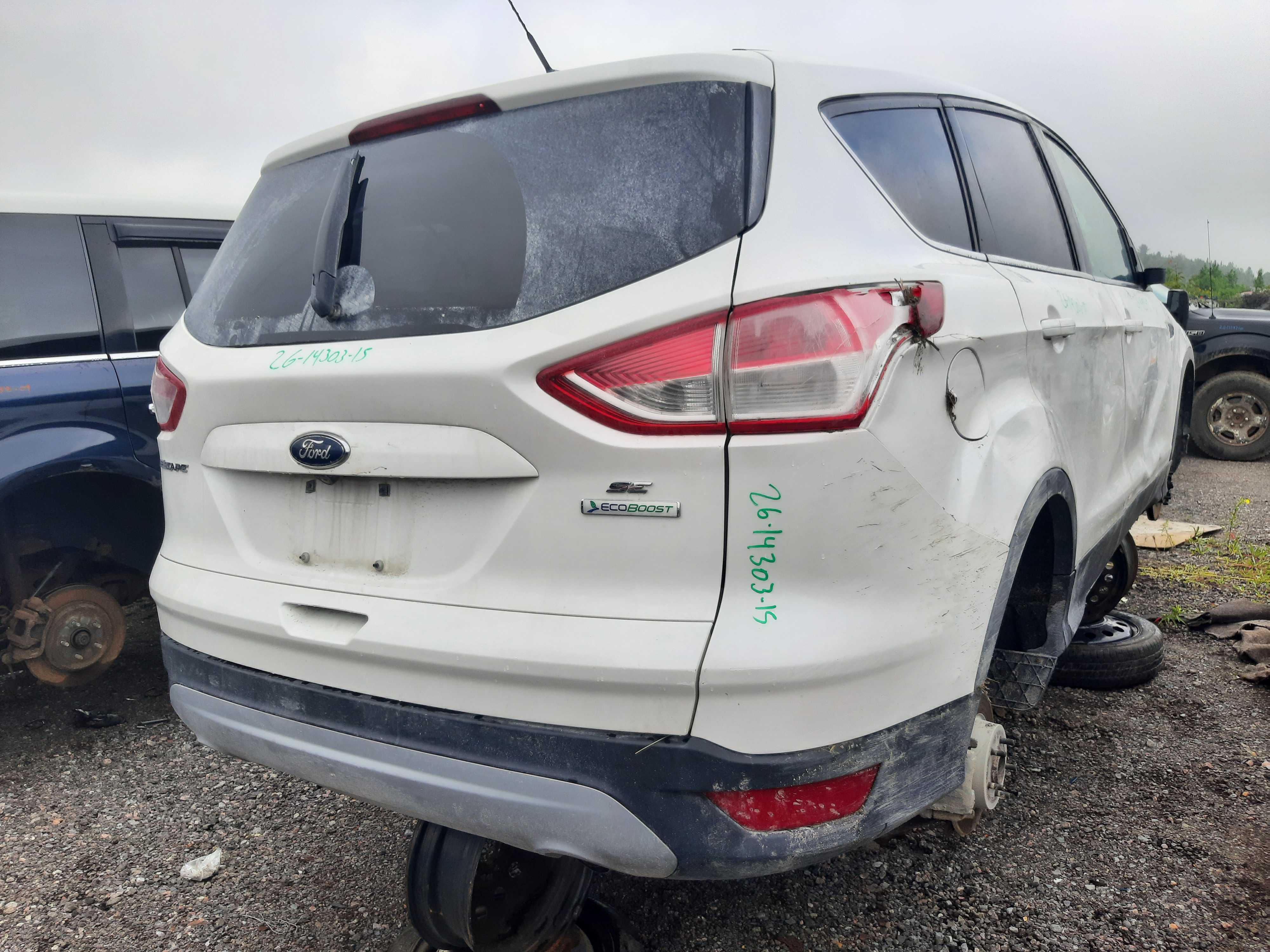 FORD ESCAPE 2015